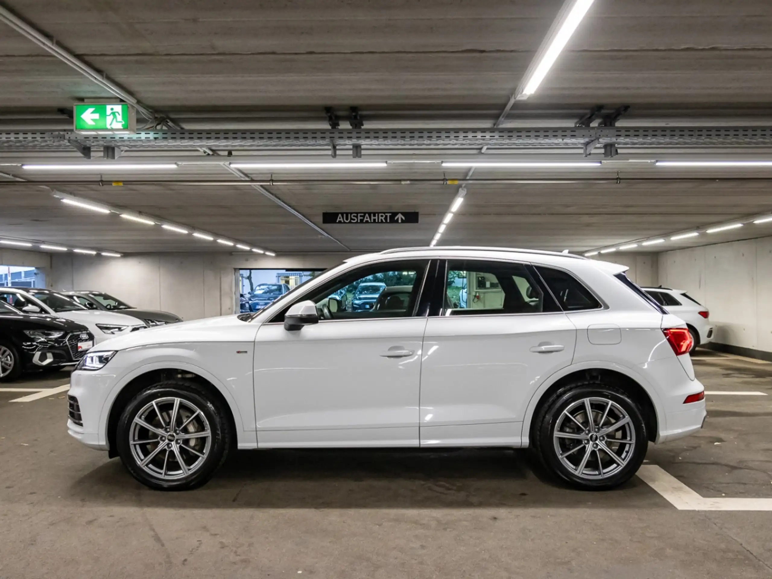 Audi - Q5