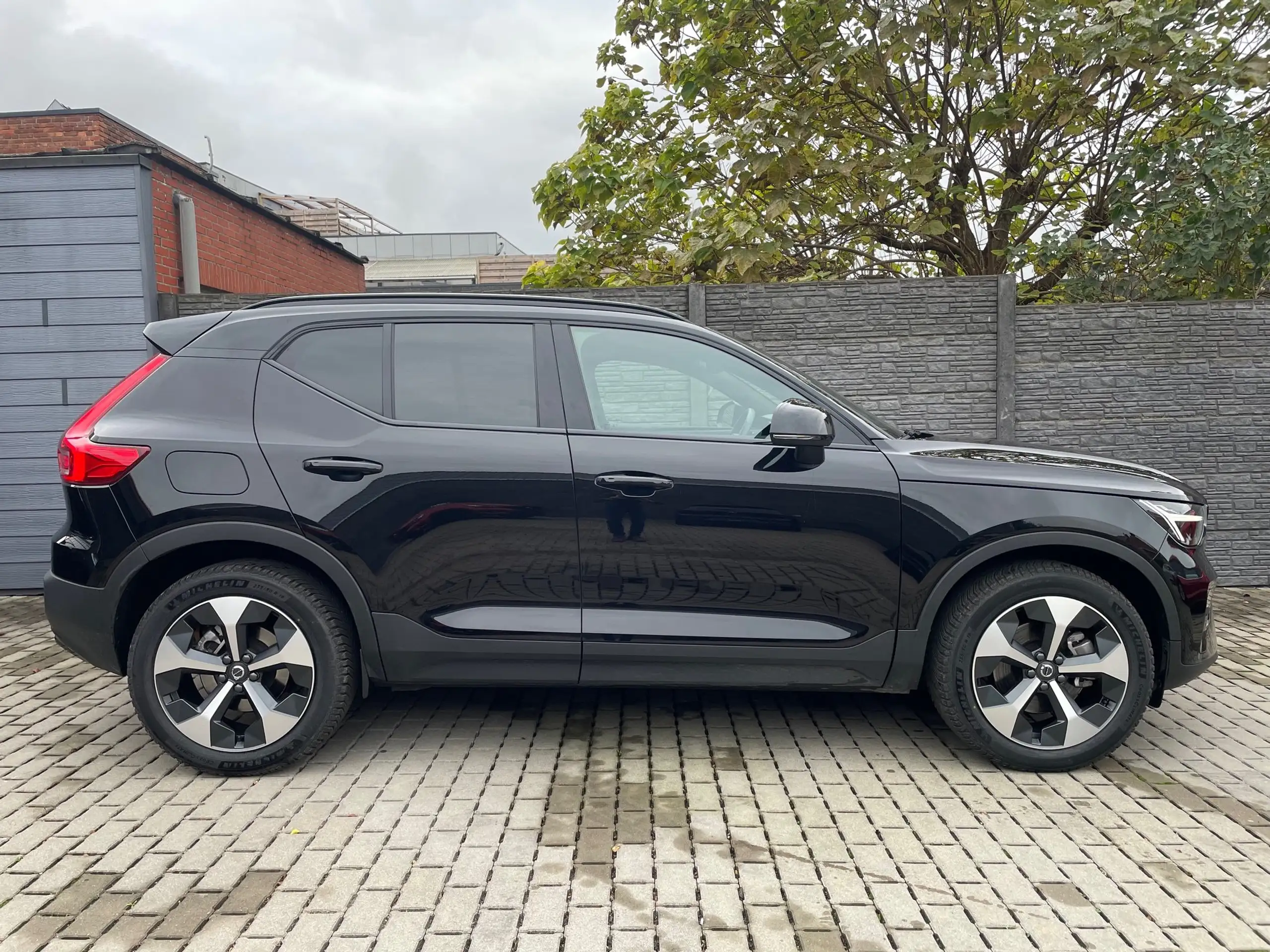 Volvo - XC40