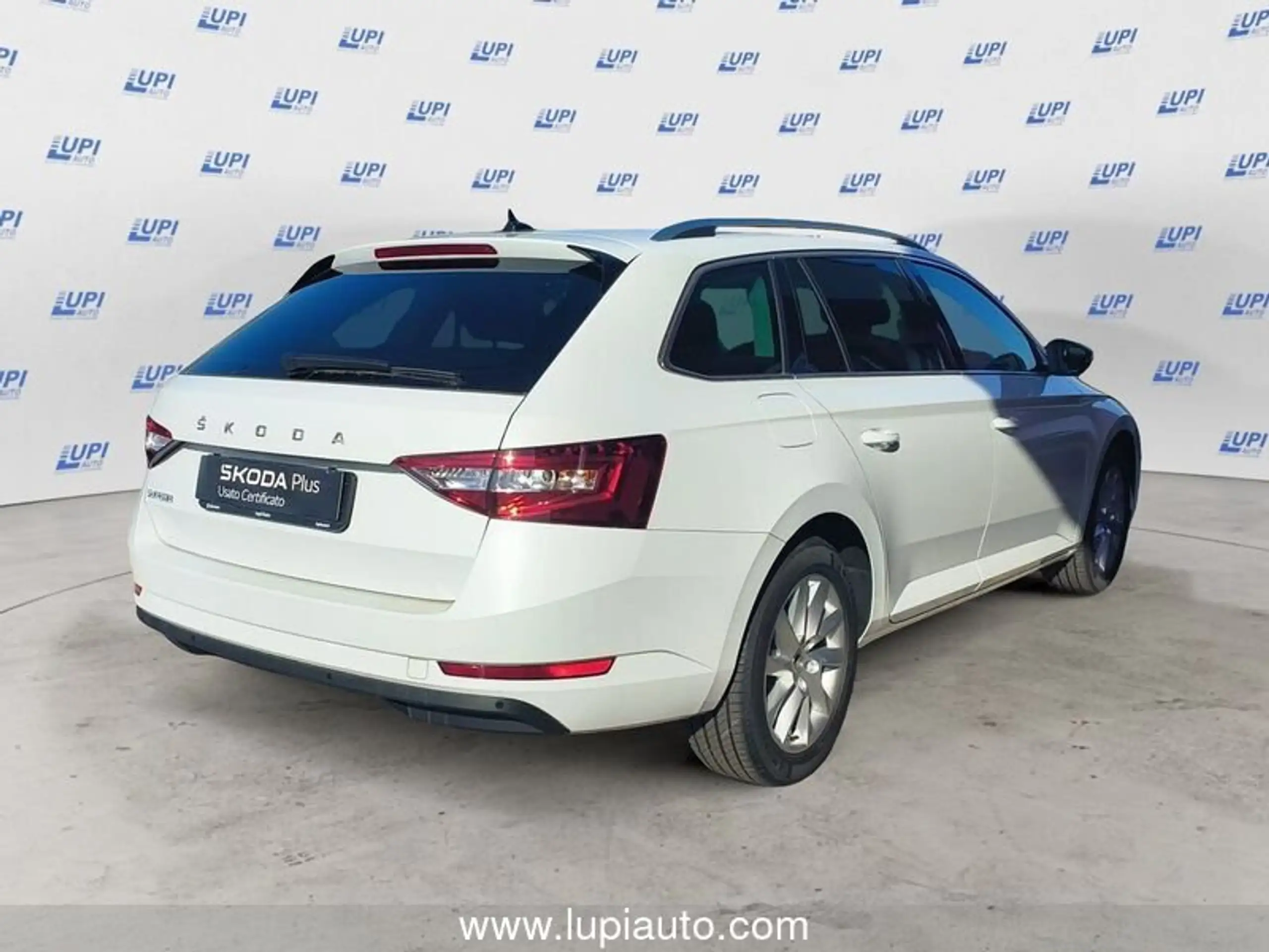 Skoda - Superb