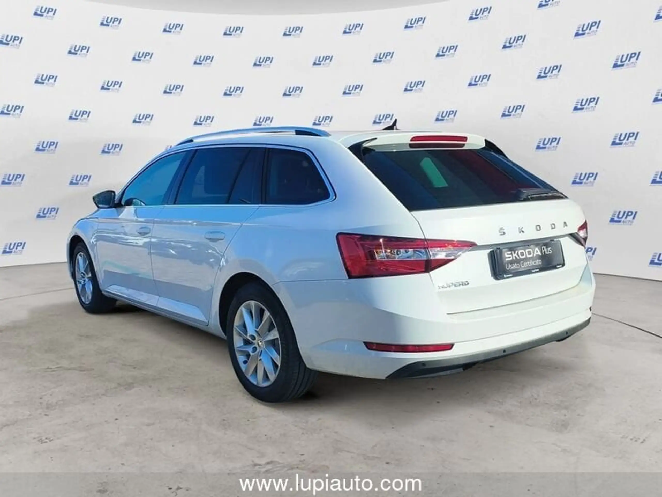 Skoda - Superb