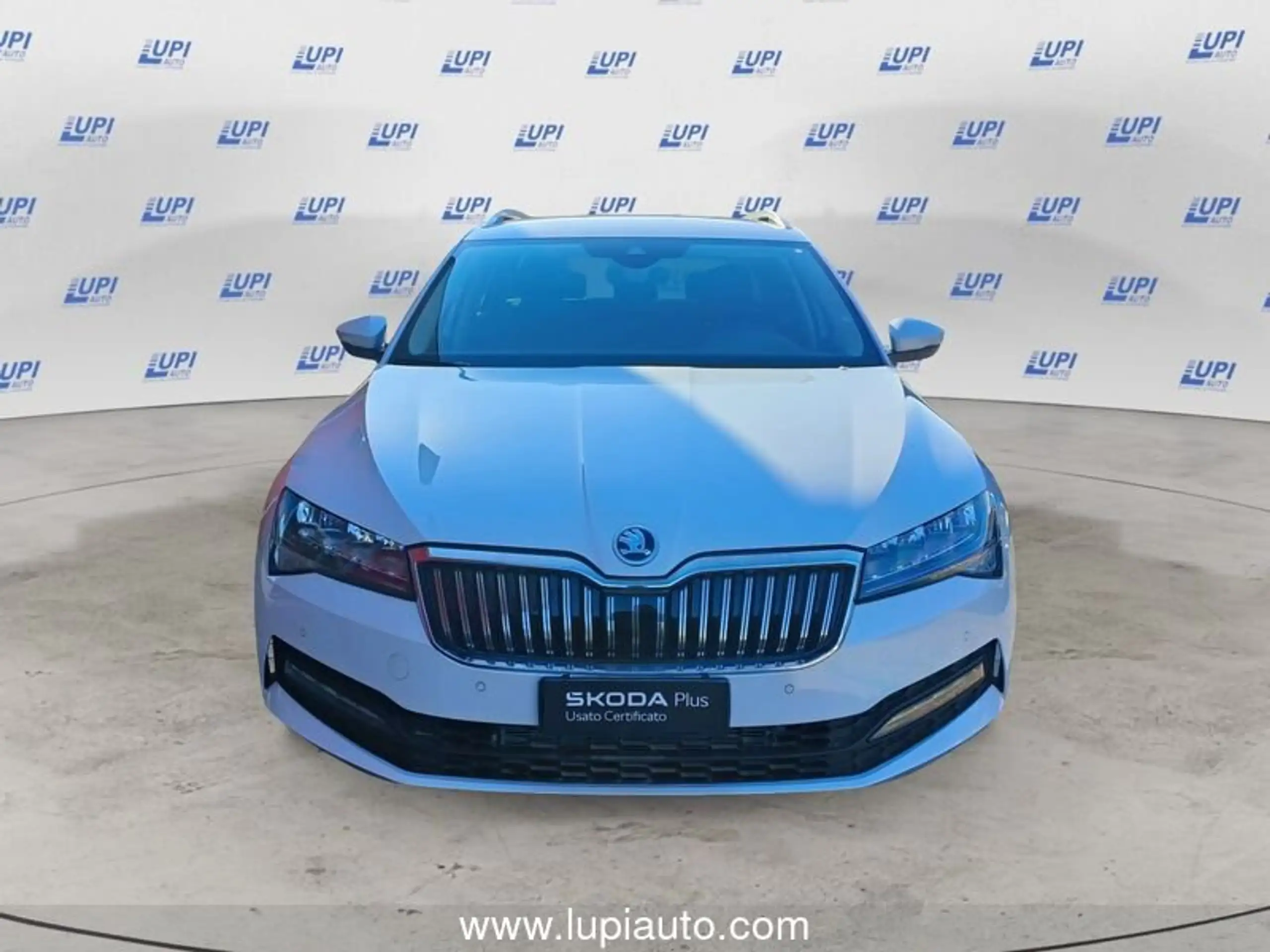 Skoda - Superb