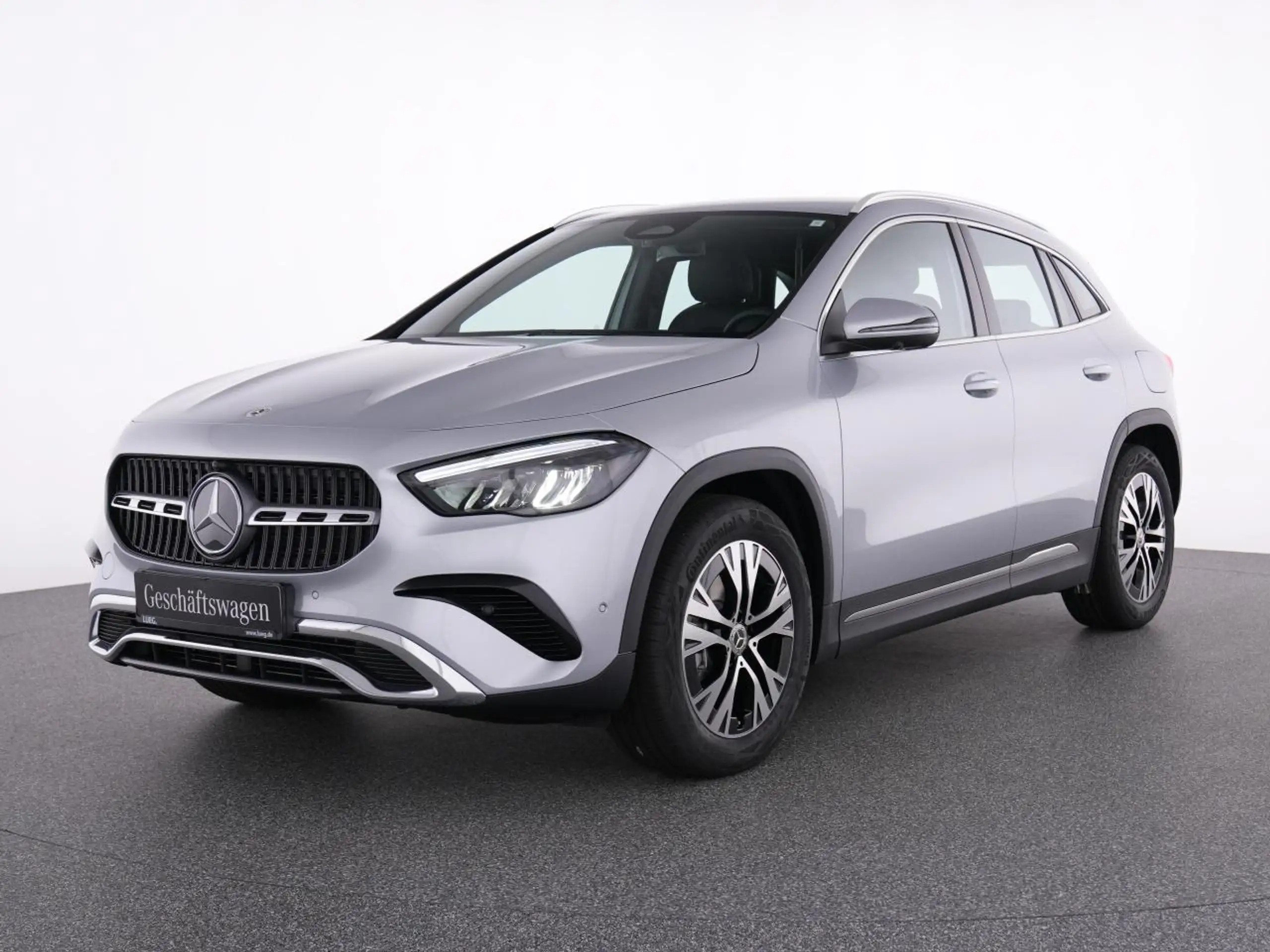 Mercedes-Benz - GLA 180