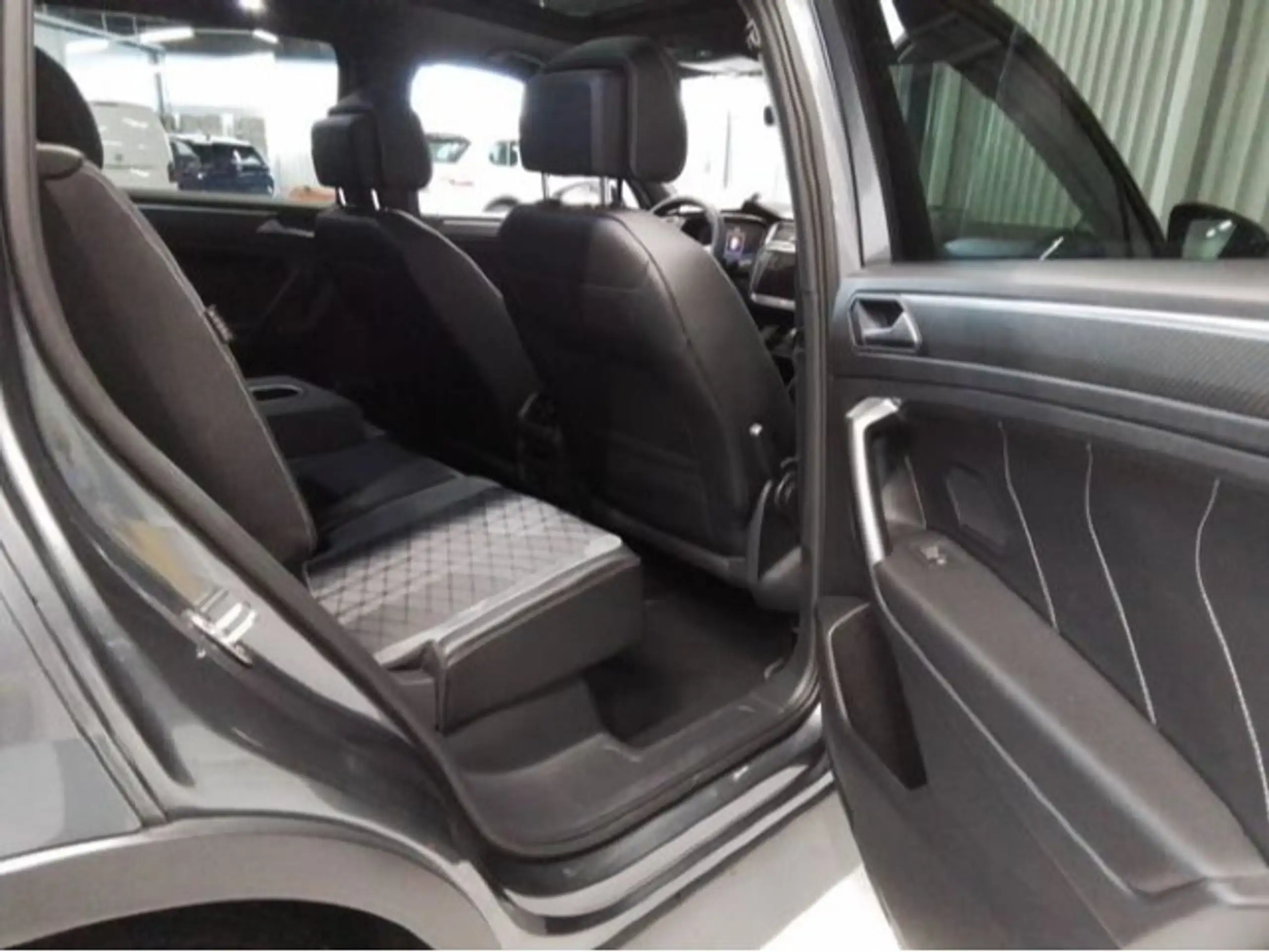 Volkswagen - Tiguan Allspace