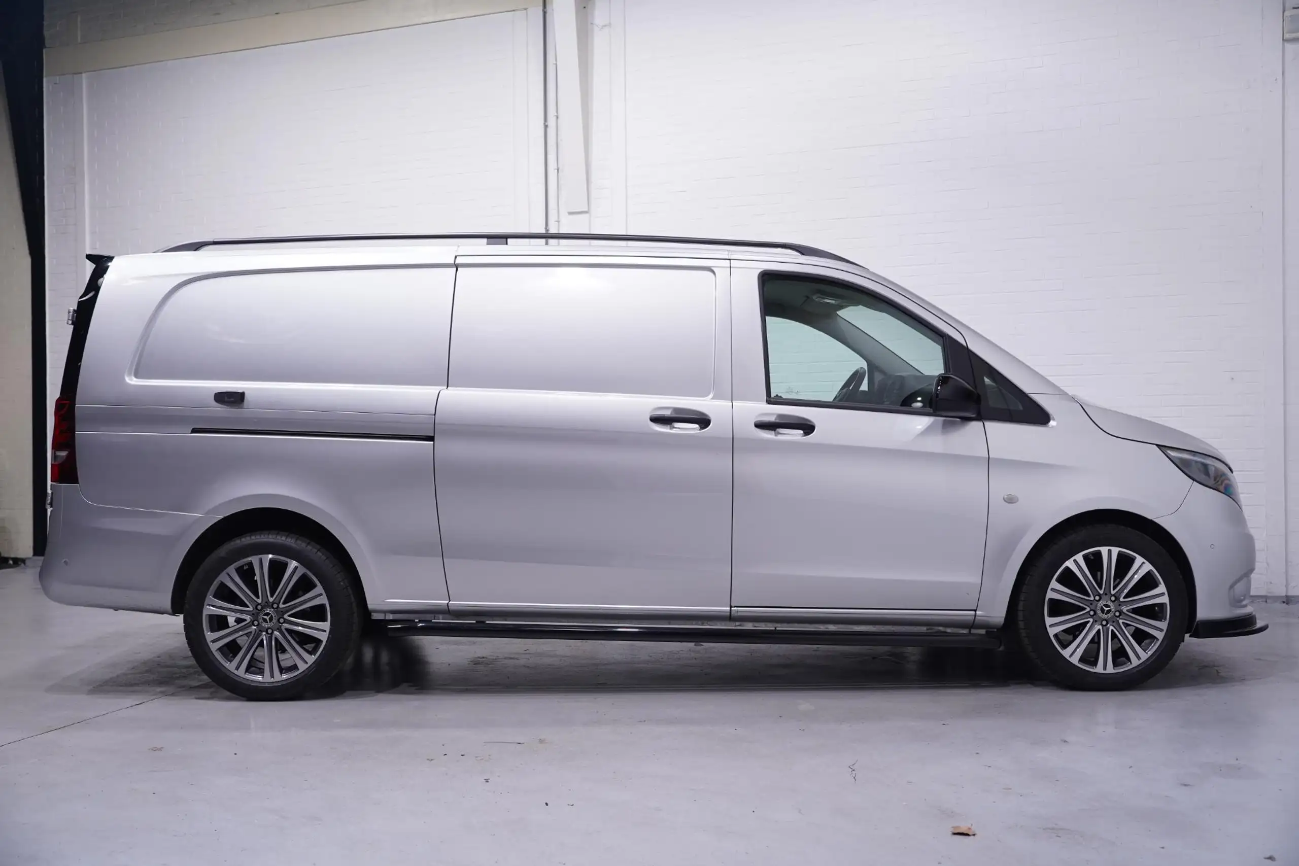 Mercedes-Benz - Vito