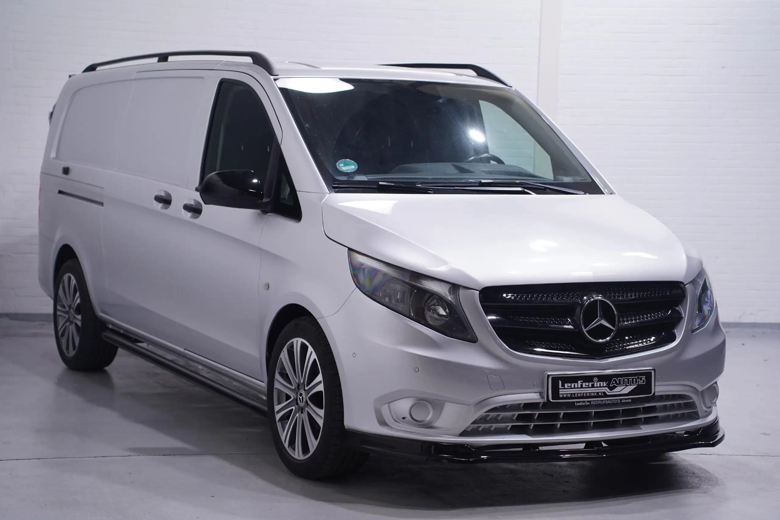 Mercedes-Benz - Vito