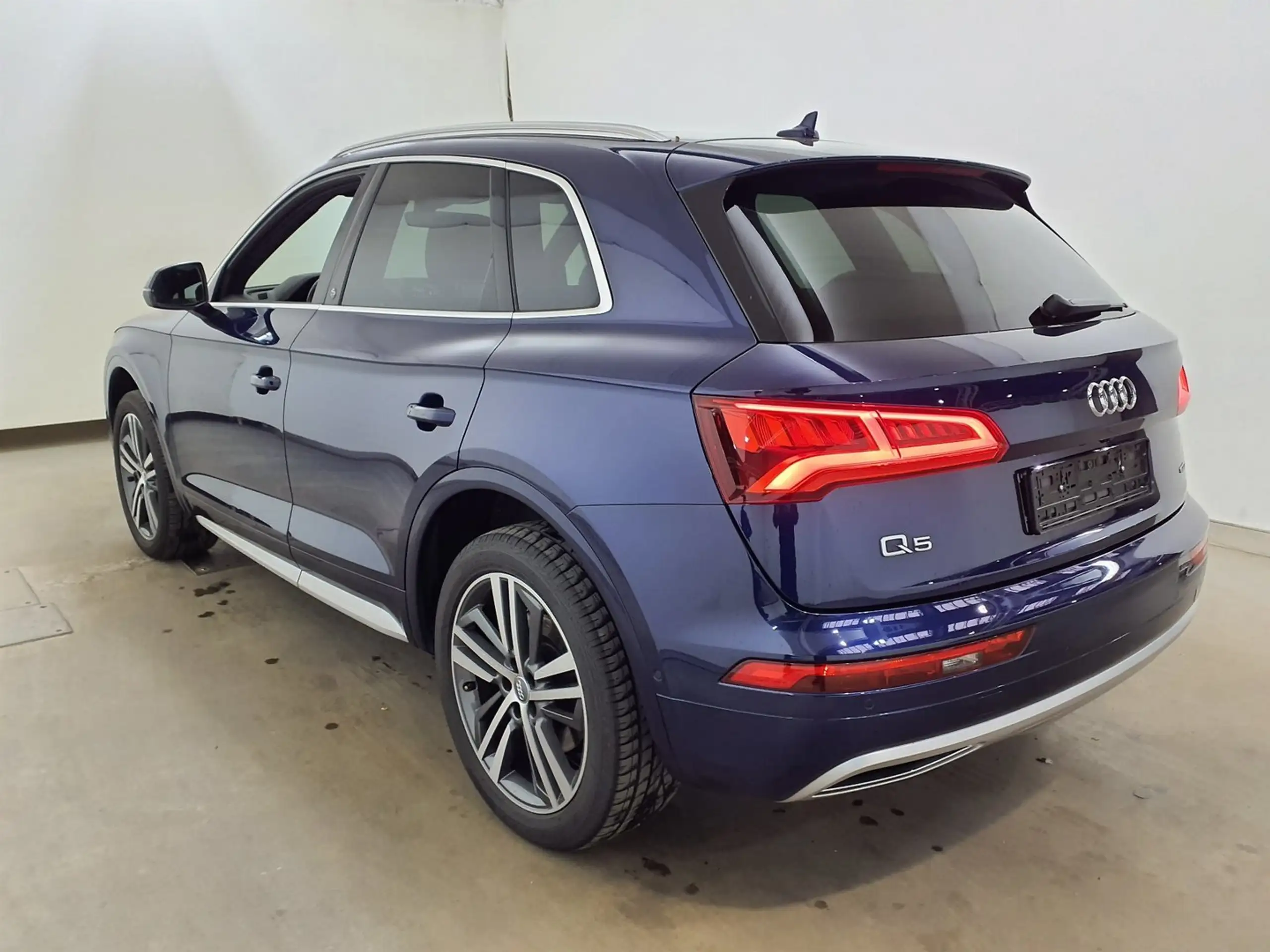 Audi - Q5