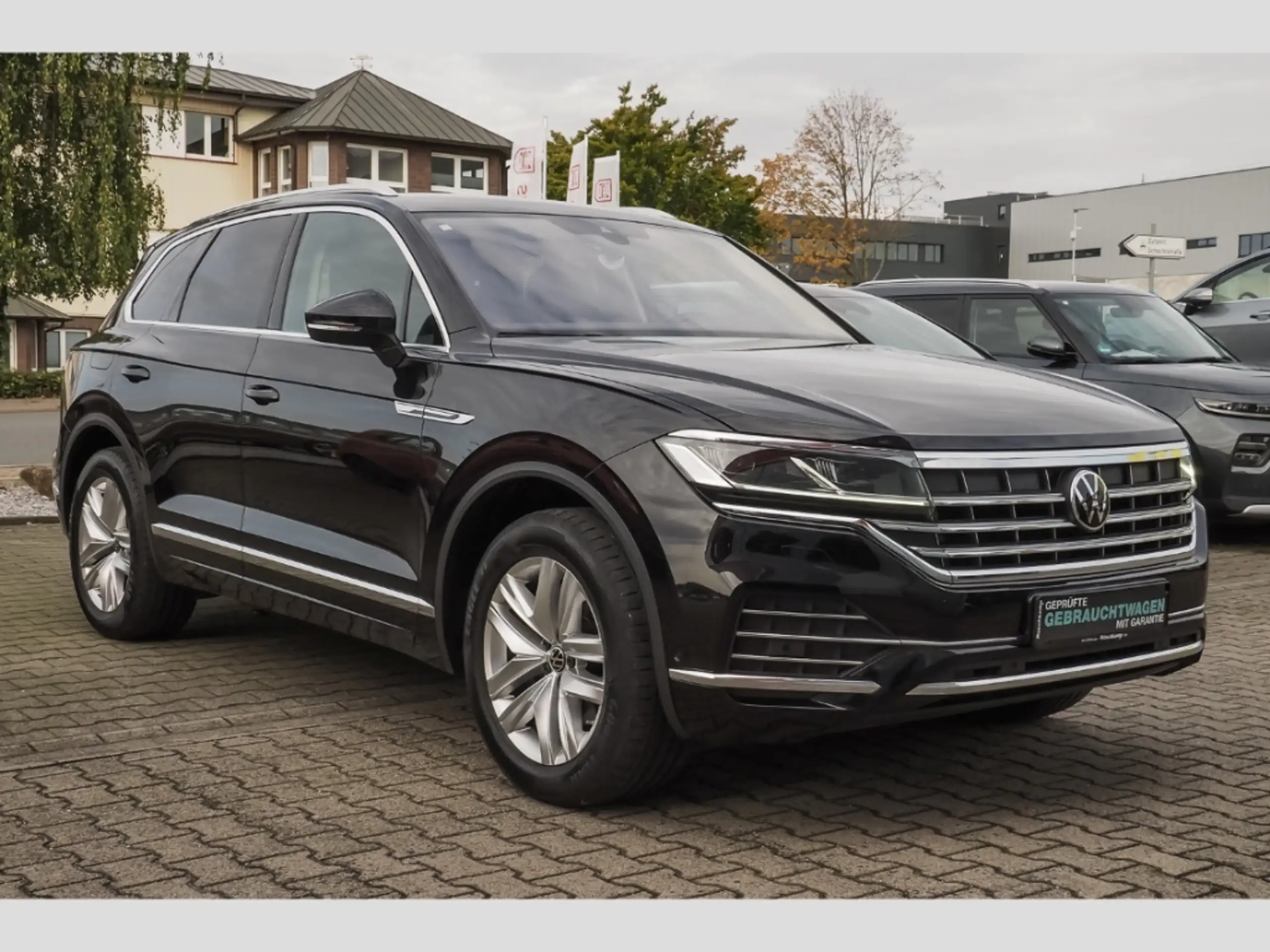 Volkswagen - Touareg