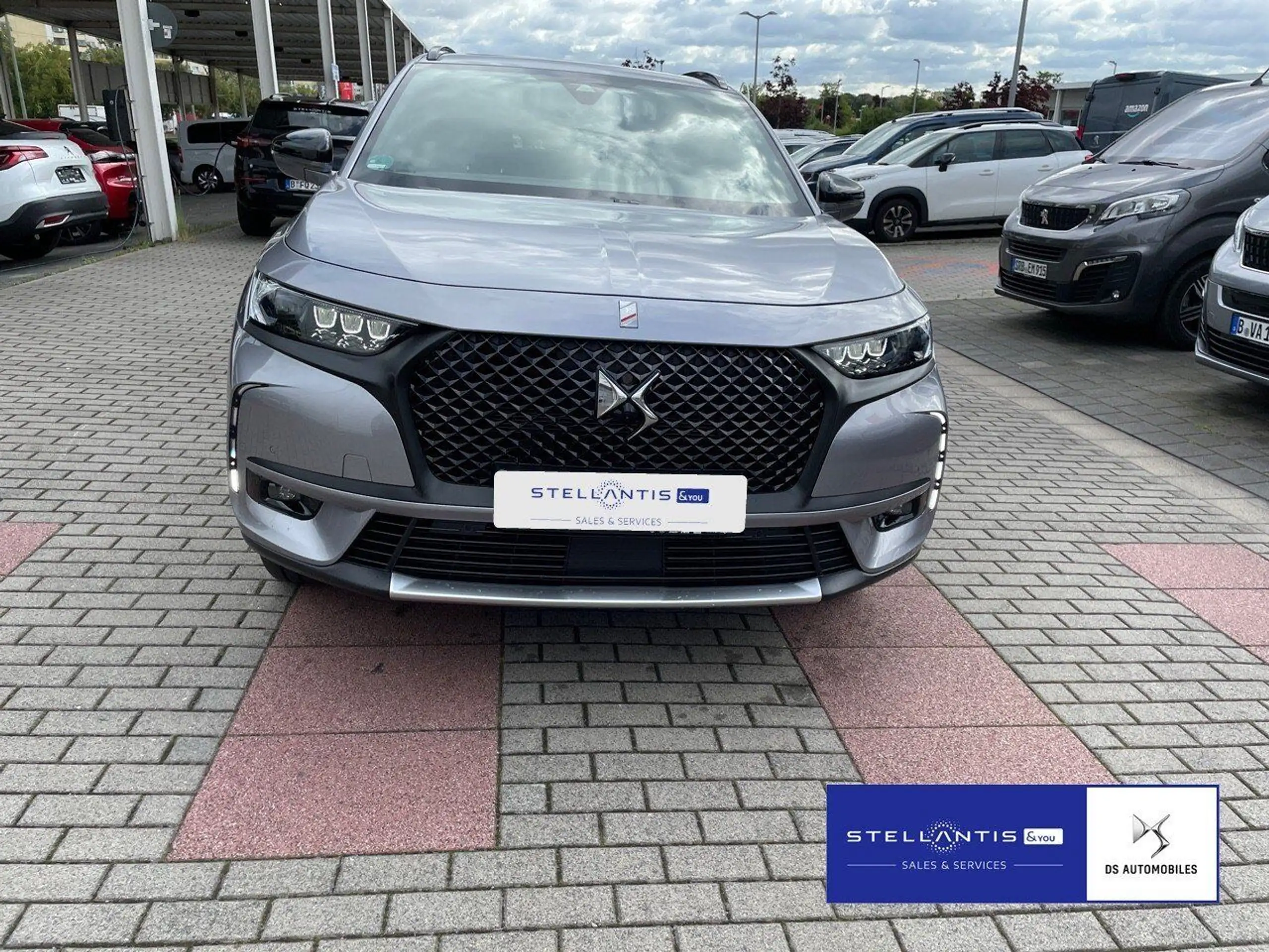 DS Automobiles - DS 7 Crossback