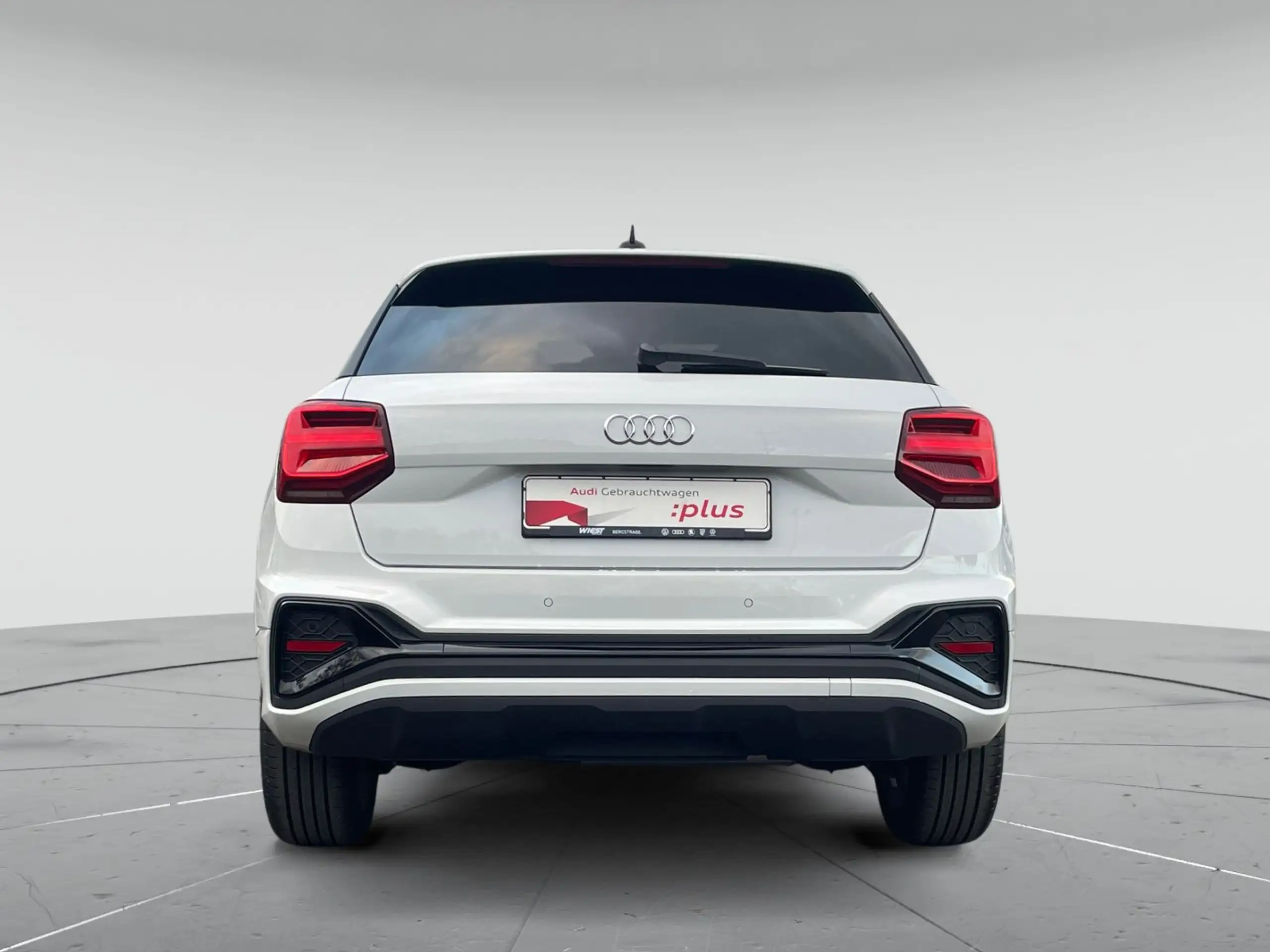 Audi - Q2