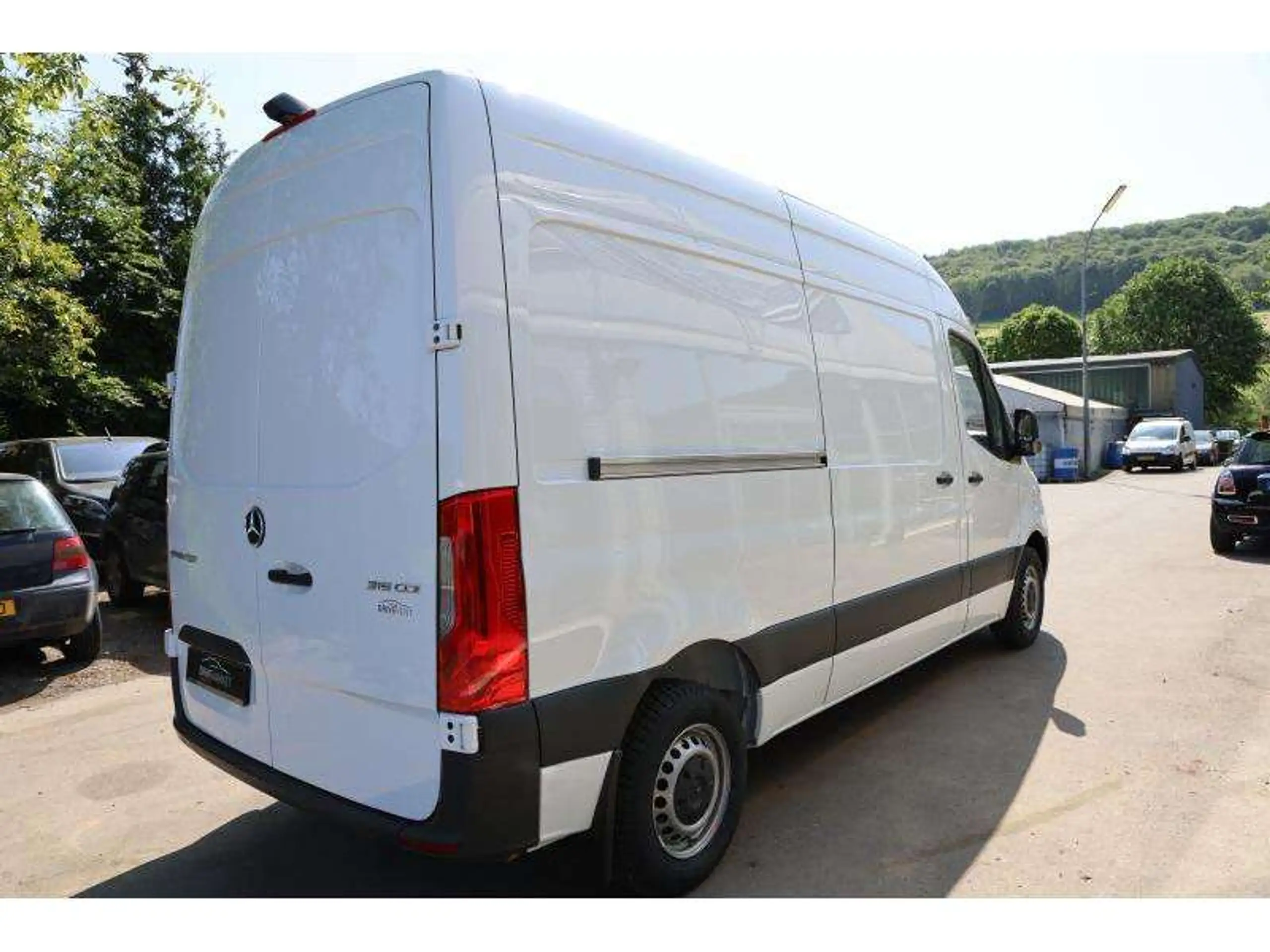 Mercedes-Benz - Sprinter