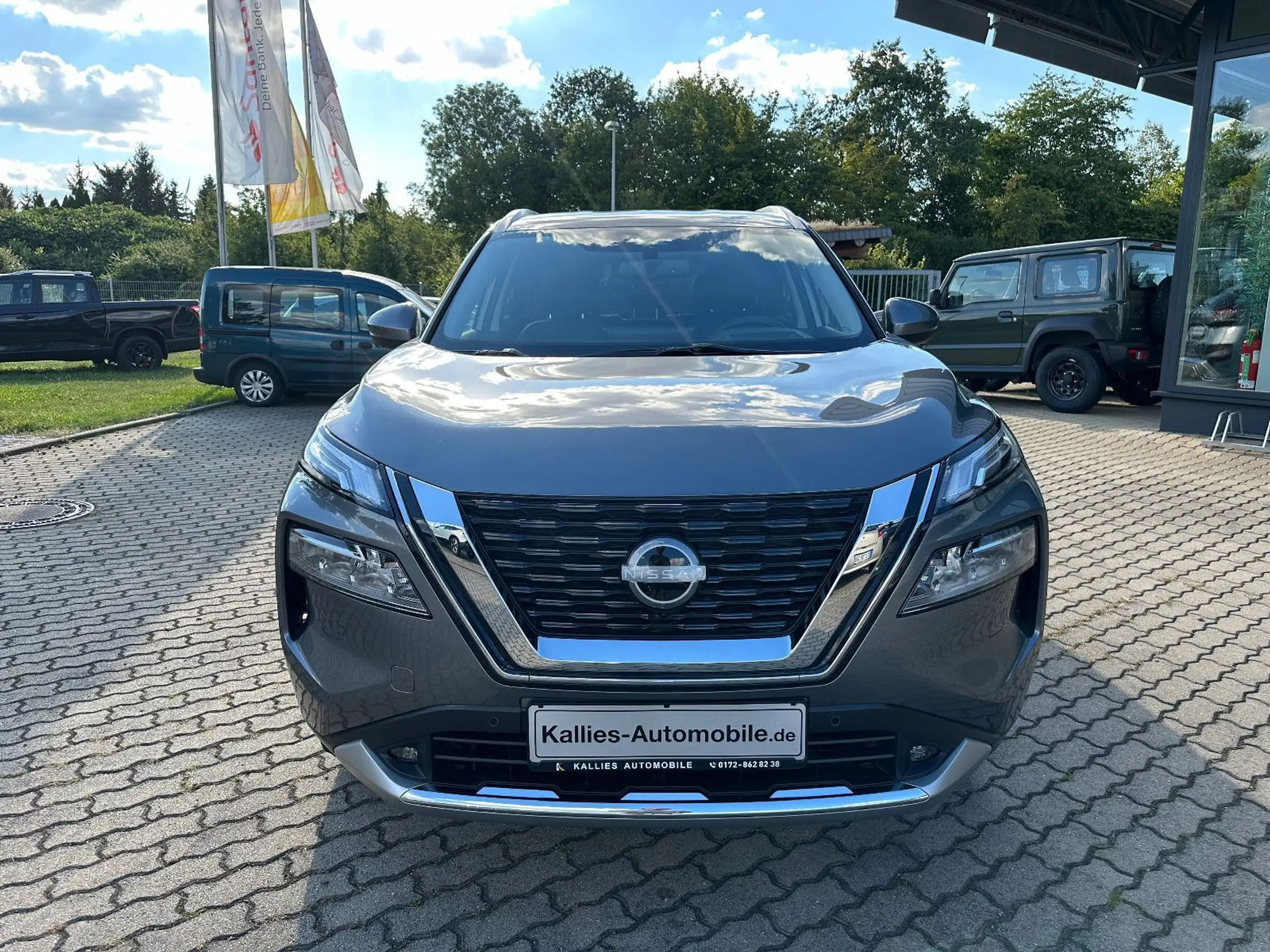 Nissan - X-Trail