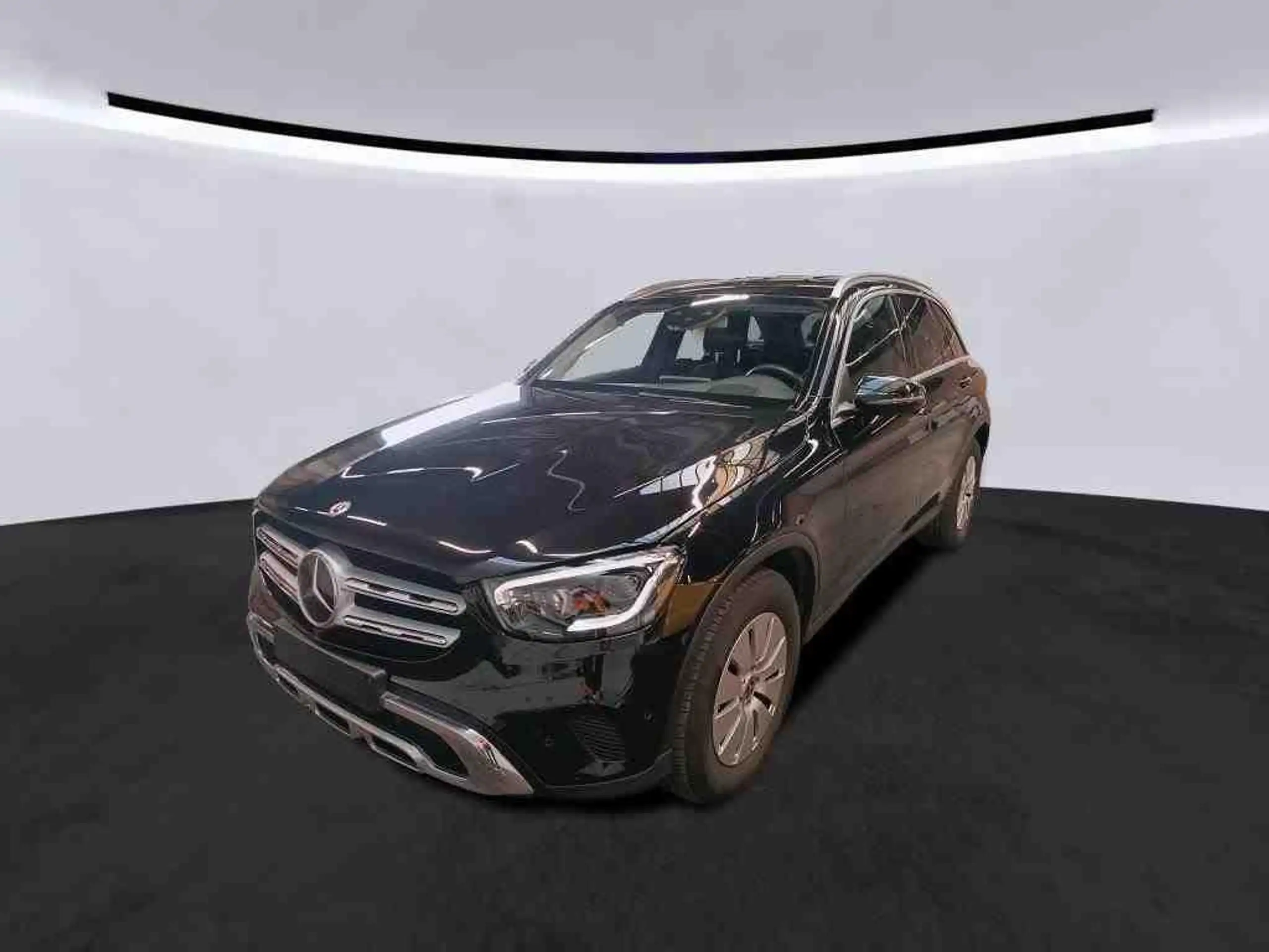 Mercedes-Benz - GLC 200