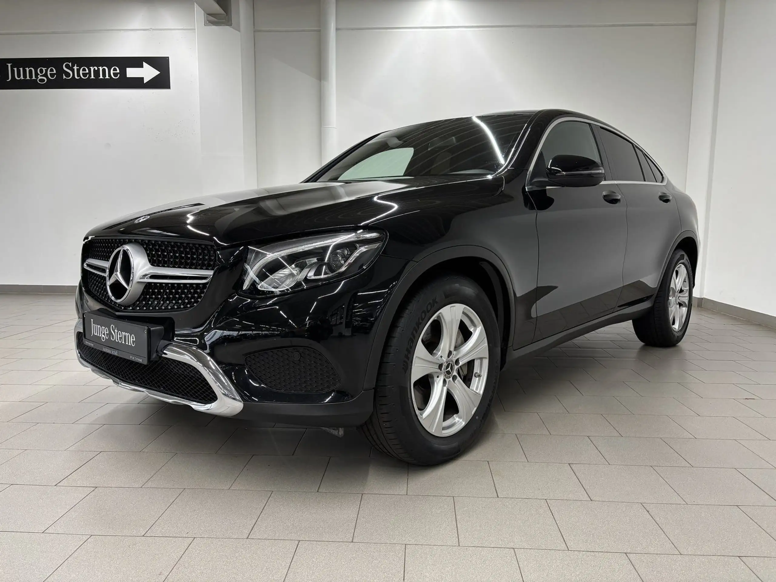 Mercedes-Benz - GLC 220