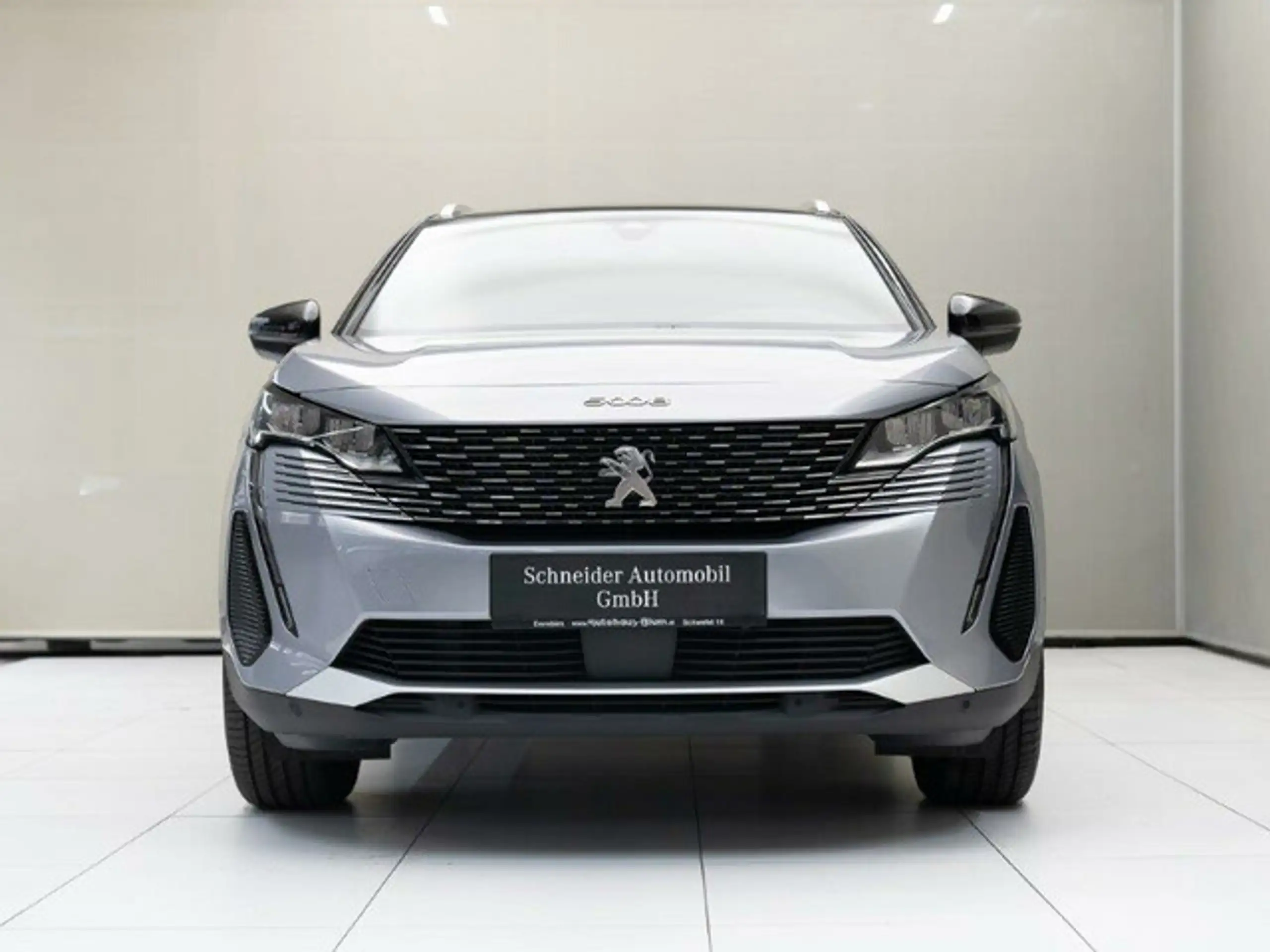 Peugeot - 5008