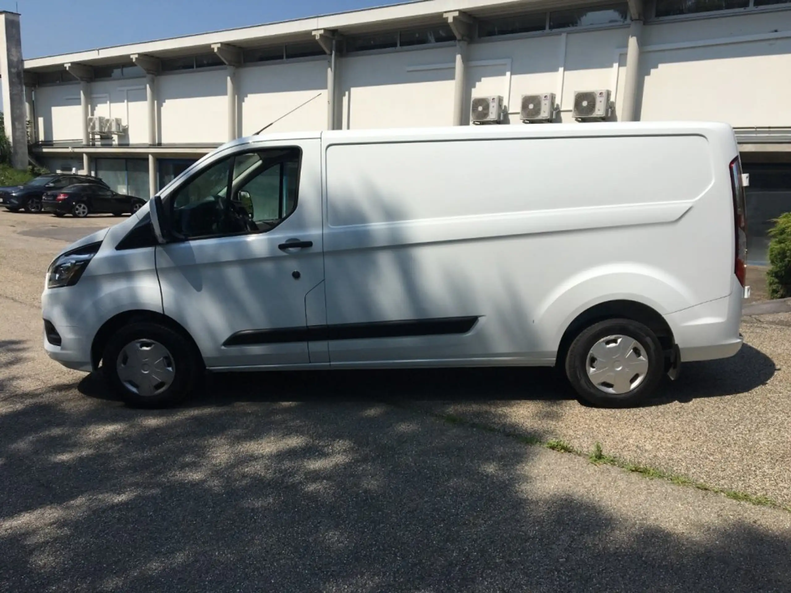 Ford - Transit Custom