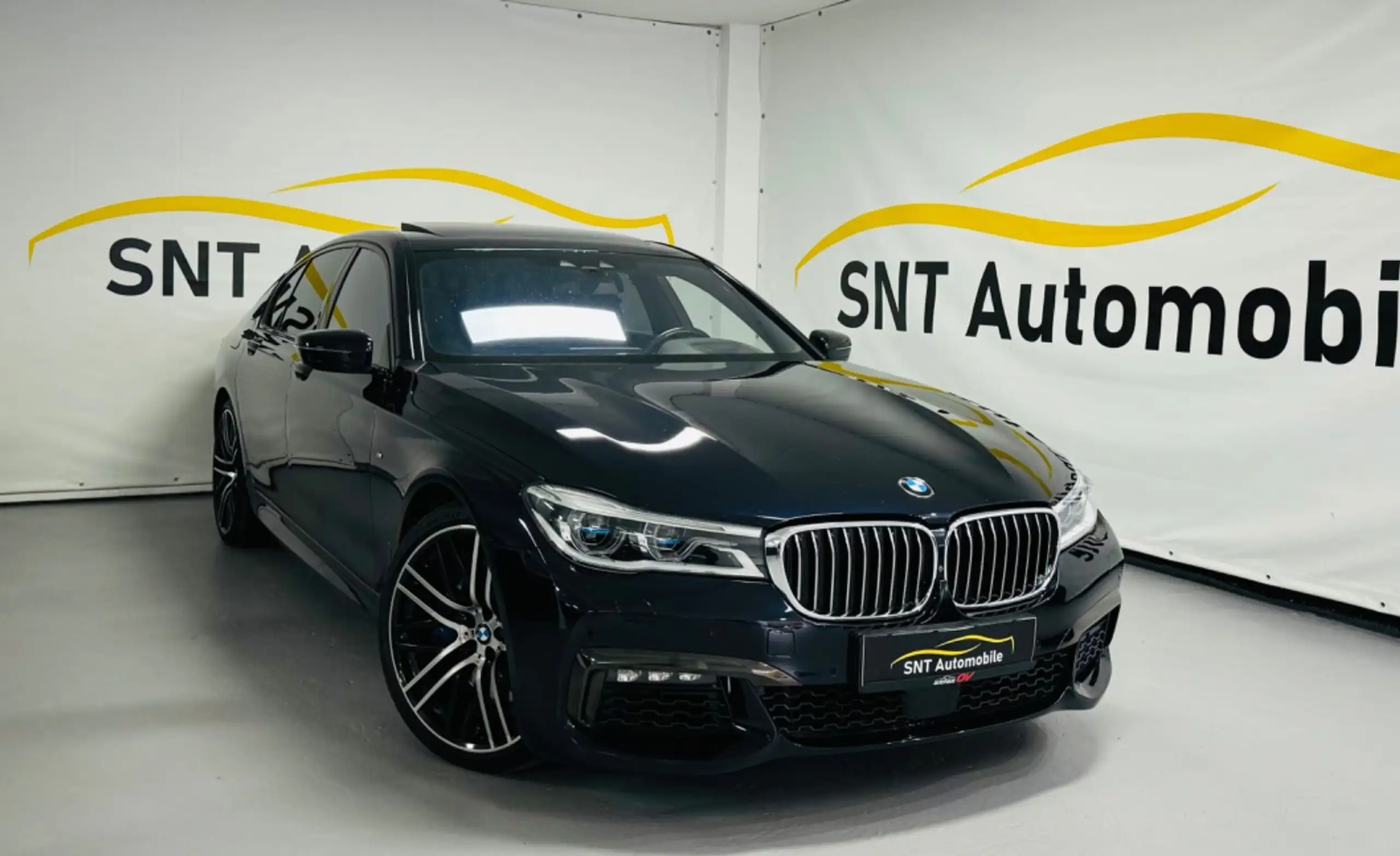 BMW 750 2018