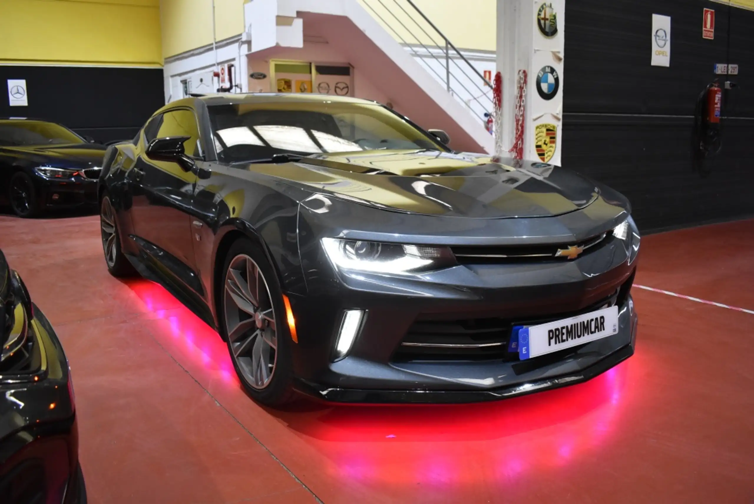 Chevrolet - Camaro