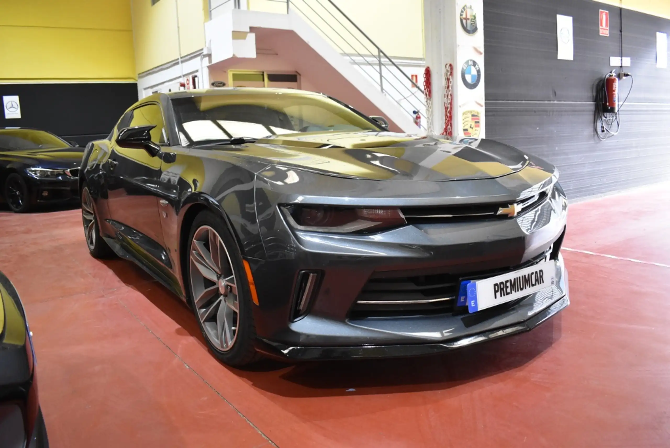 Chevrolet - Camaro