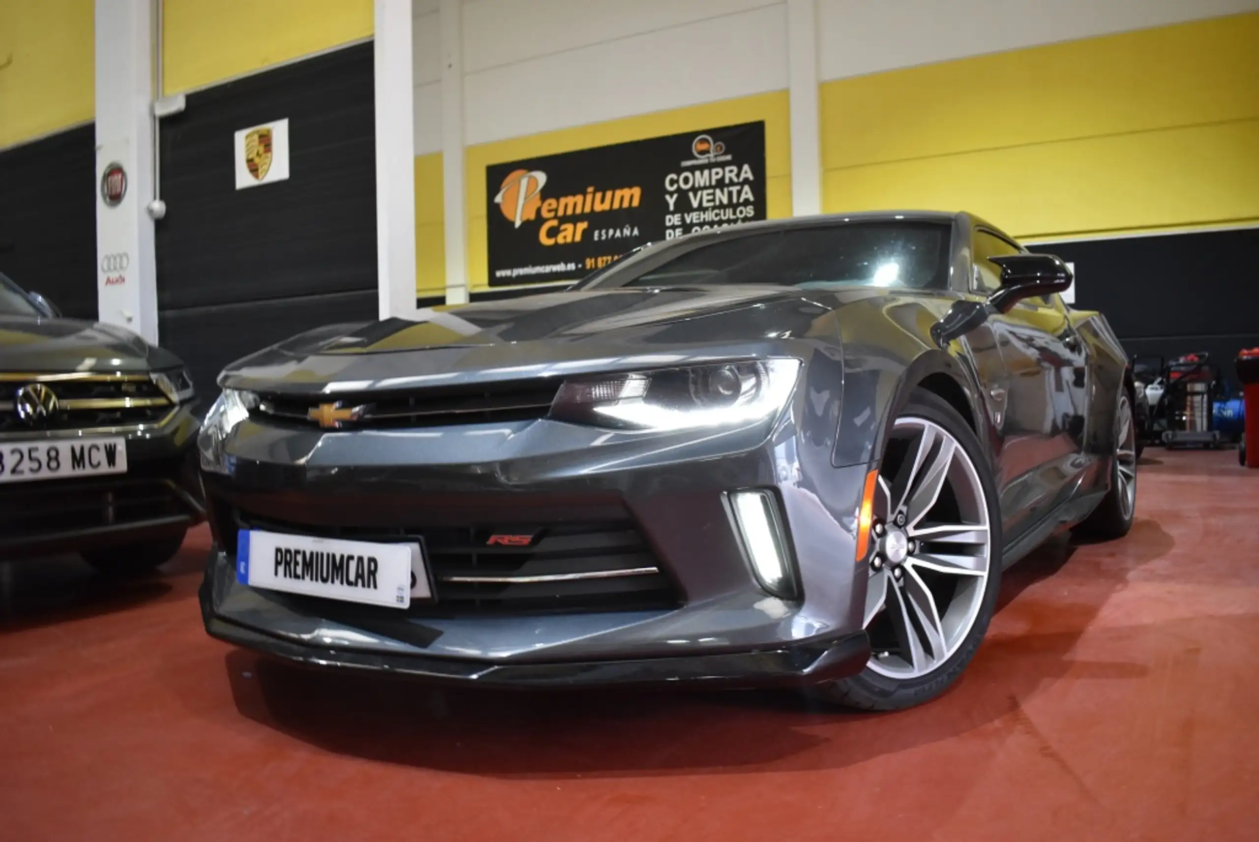 Chevrolet - Camaro