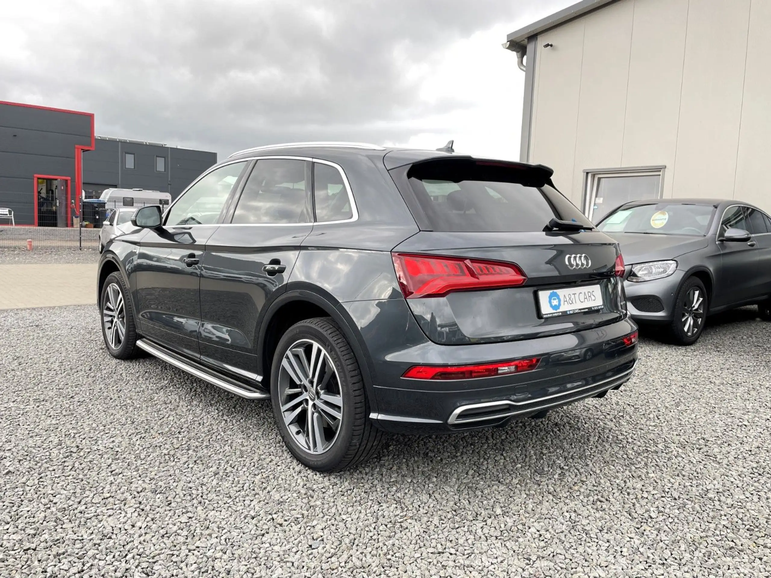 Audi - Q5