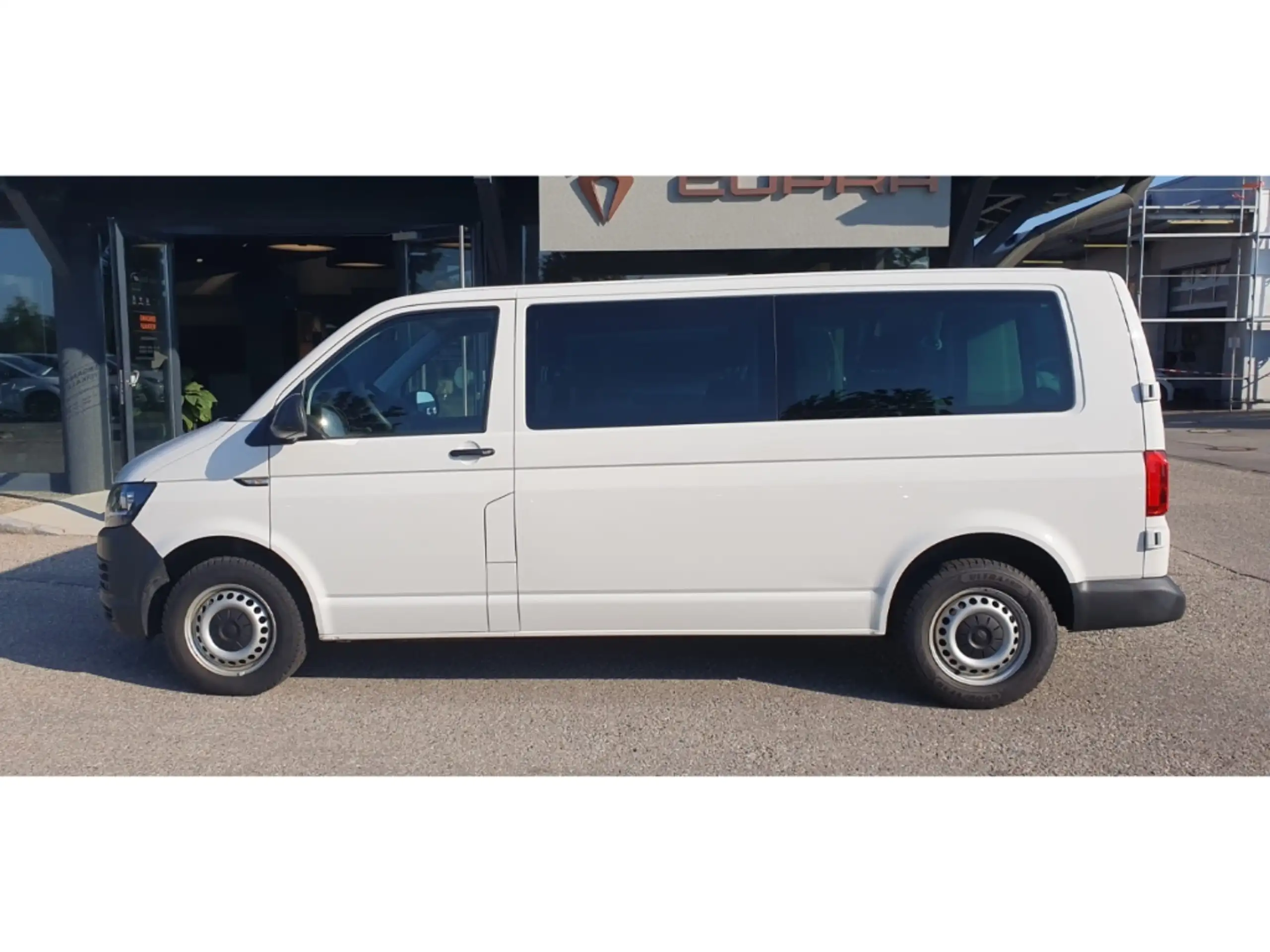 Volkswagen - T6 Caravelle