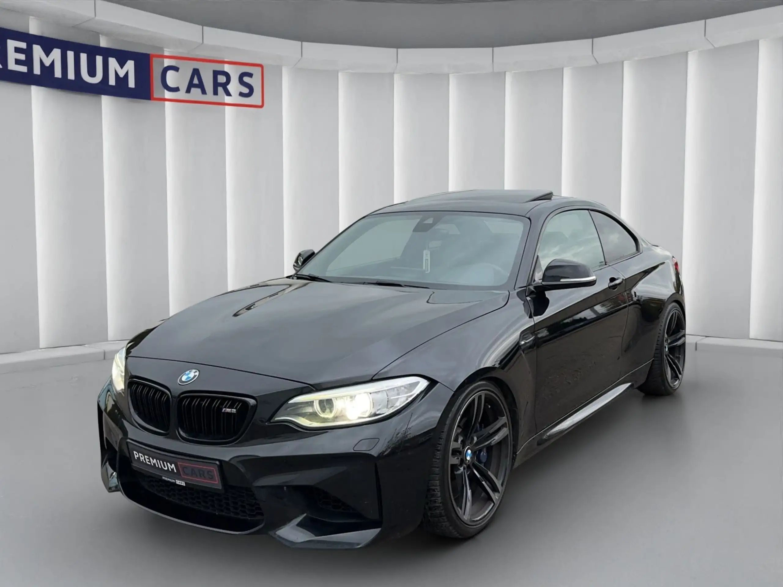 BMW - M2