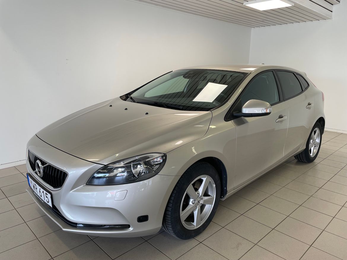 Volvo - V40