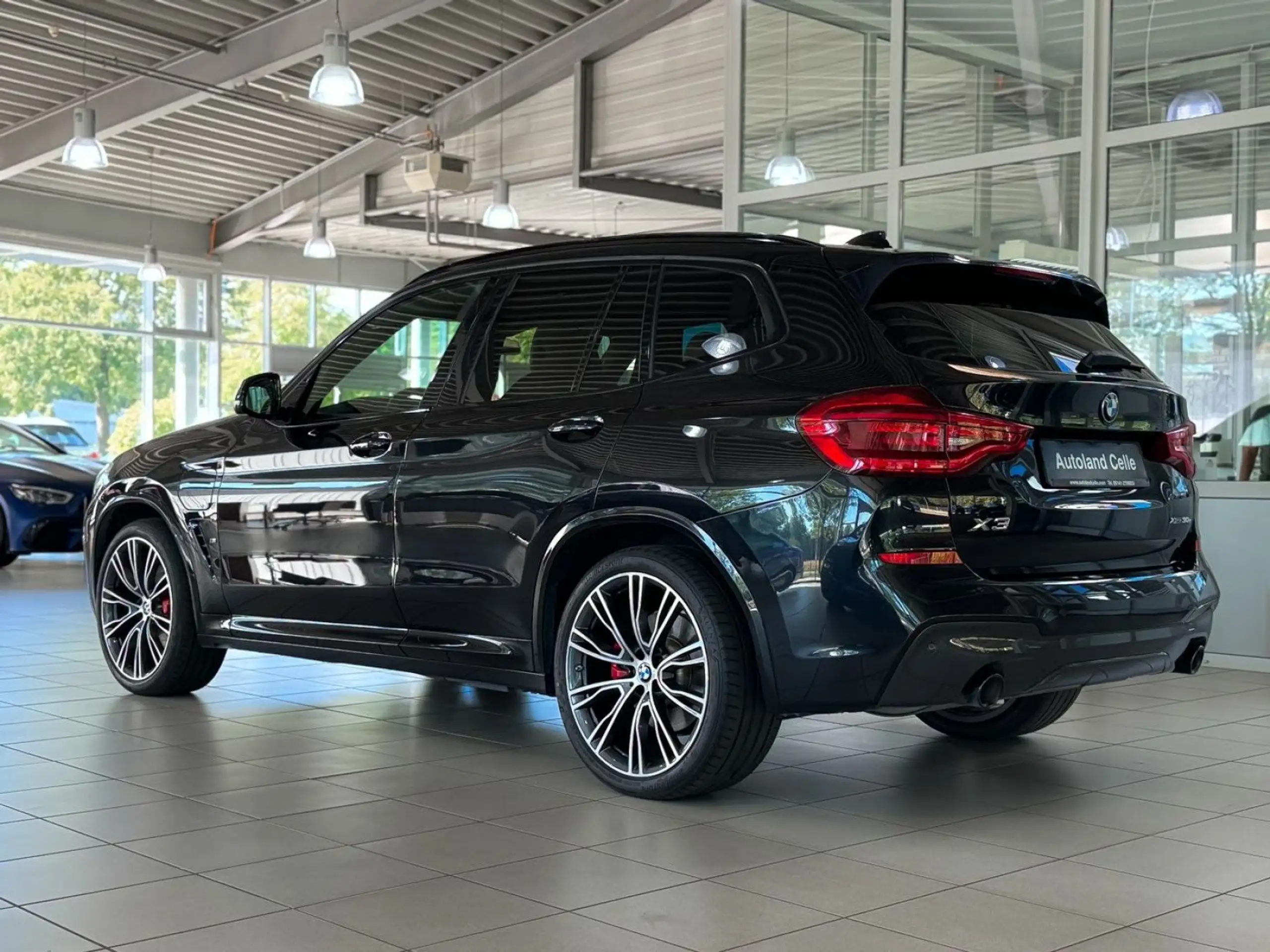 BMW - X3