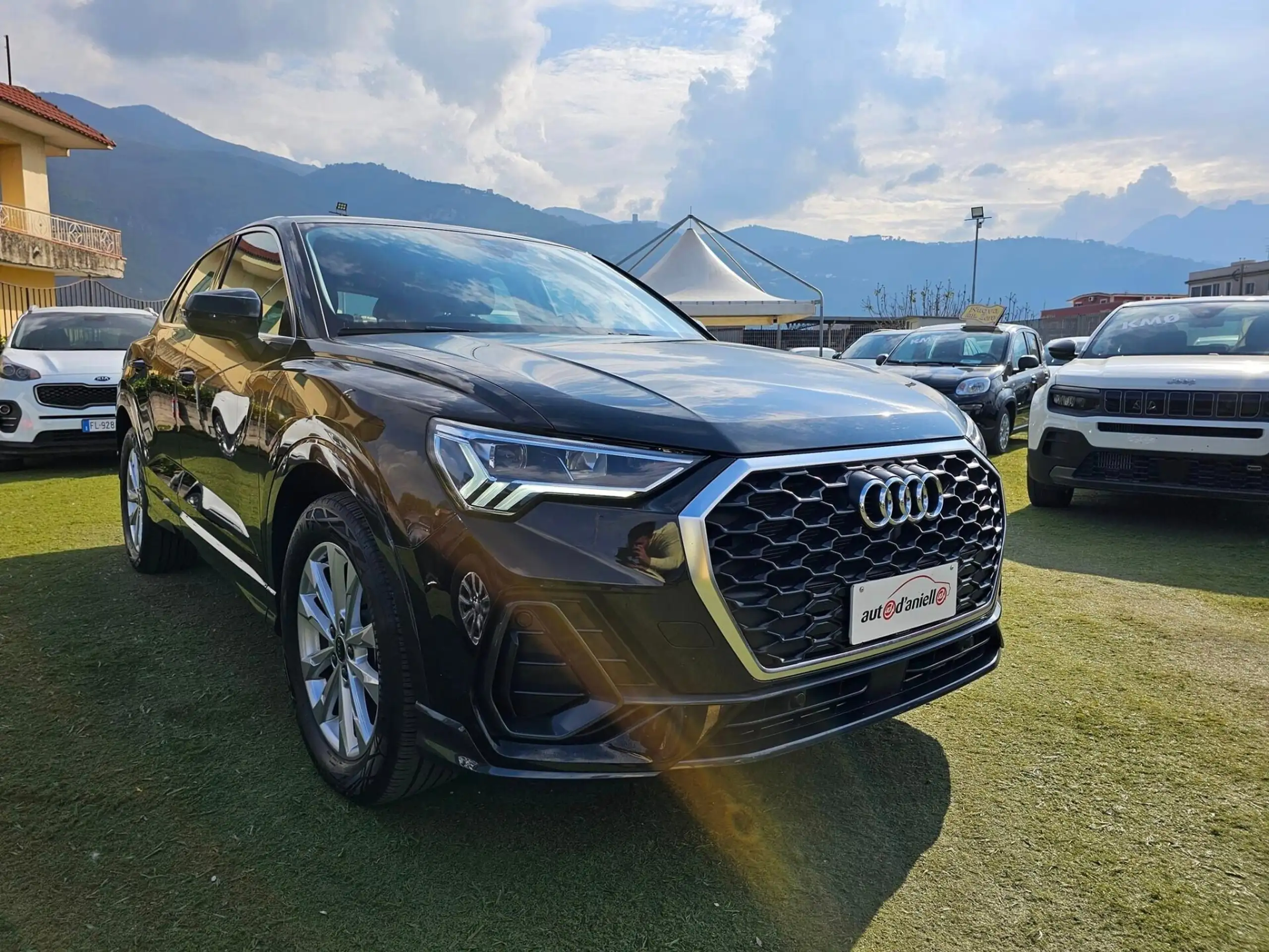 Audi - Q3