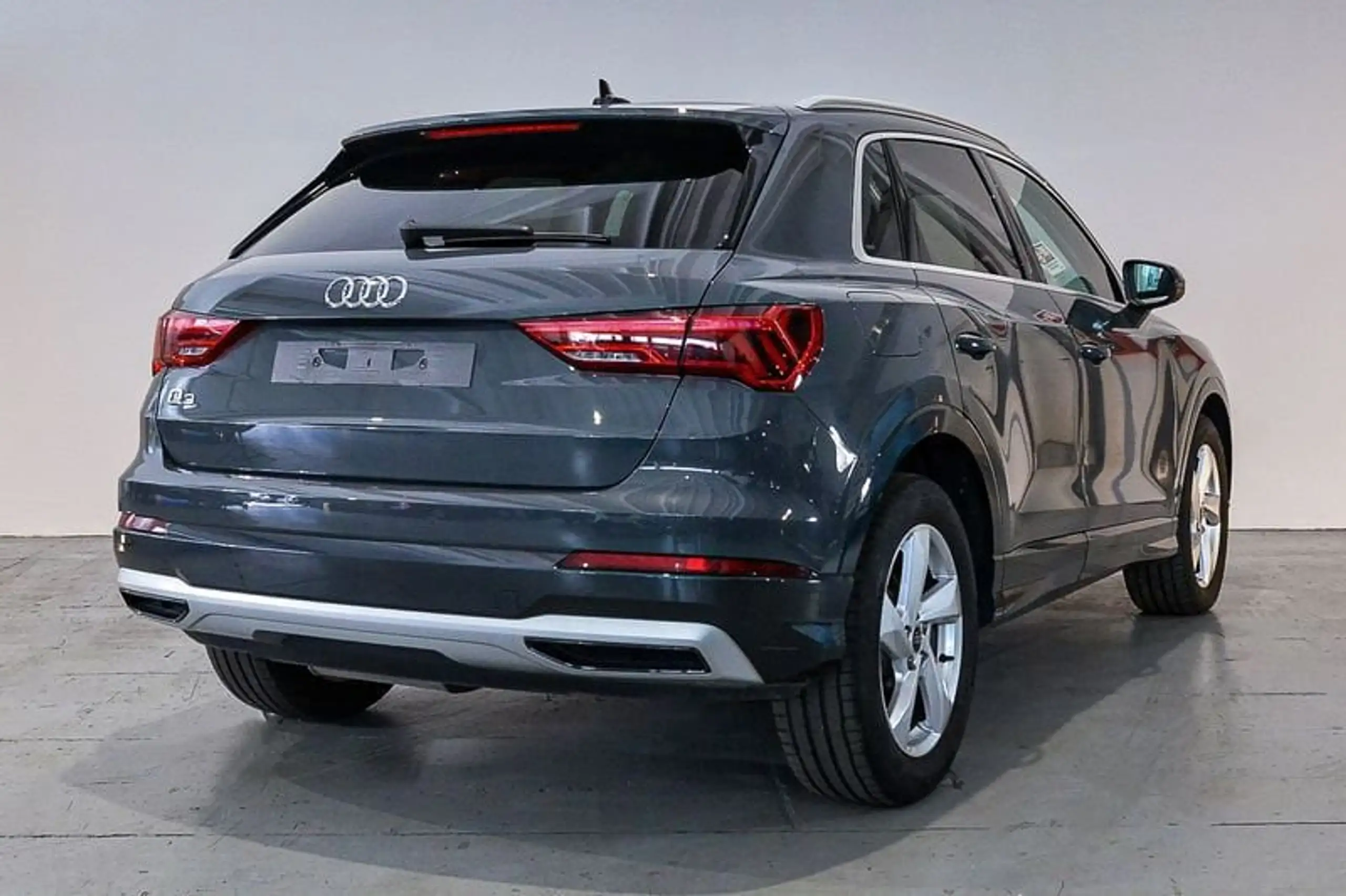 Audi - Q3