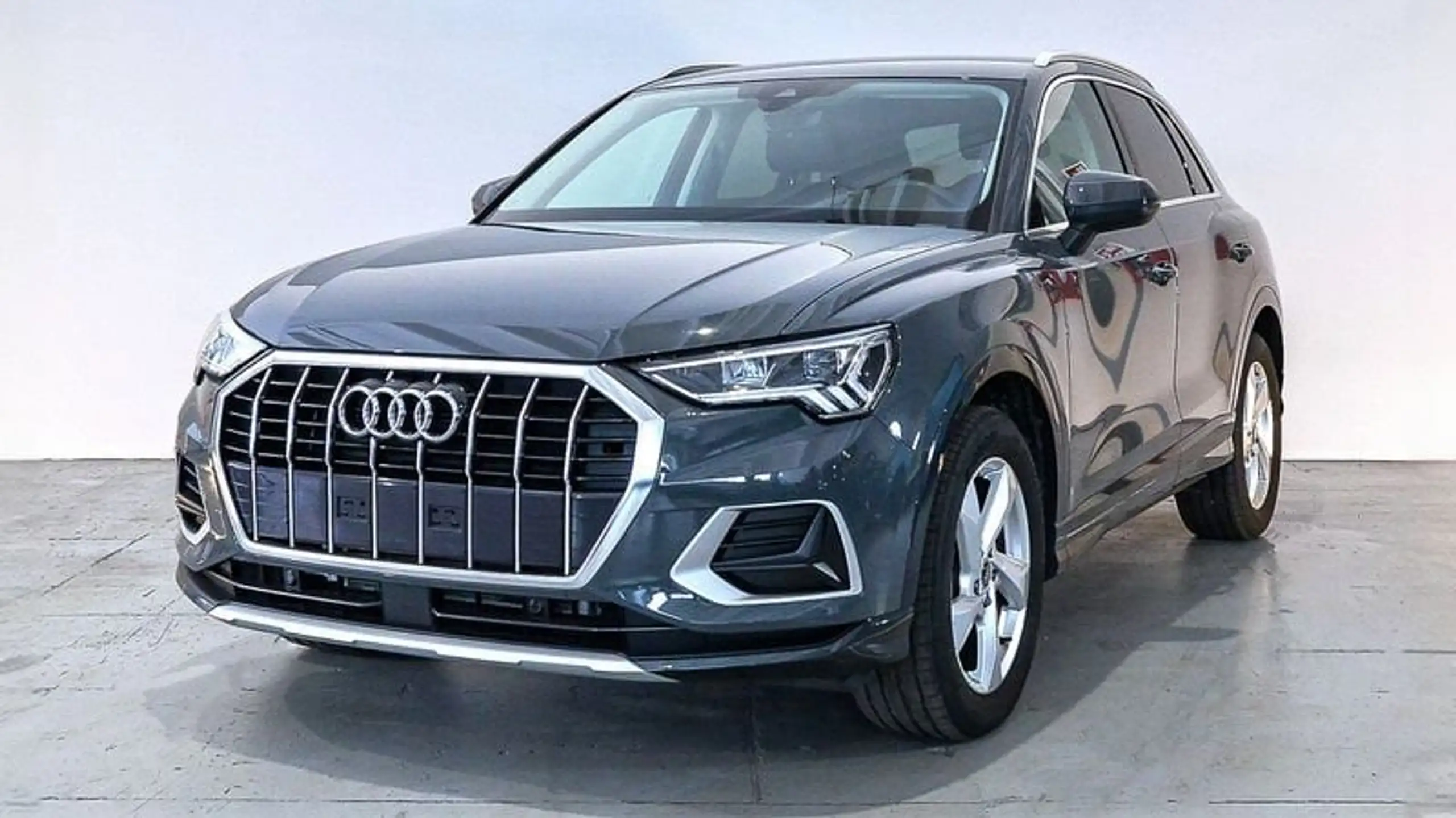 Audi - Q3