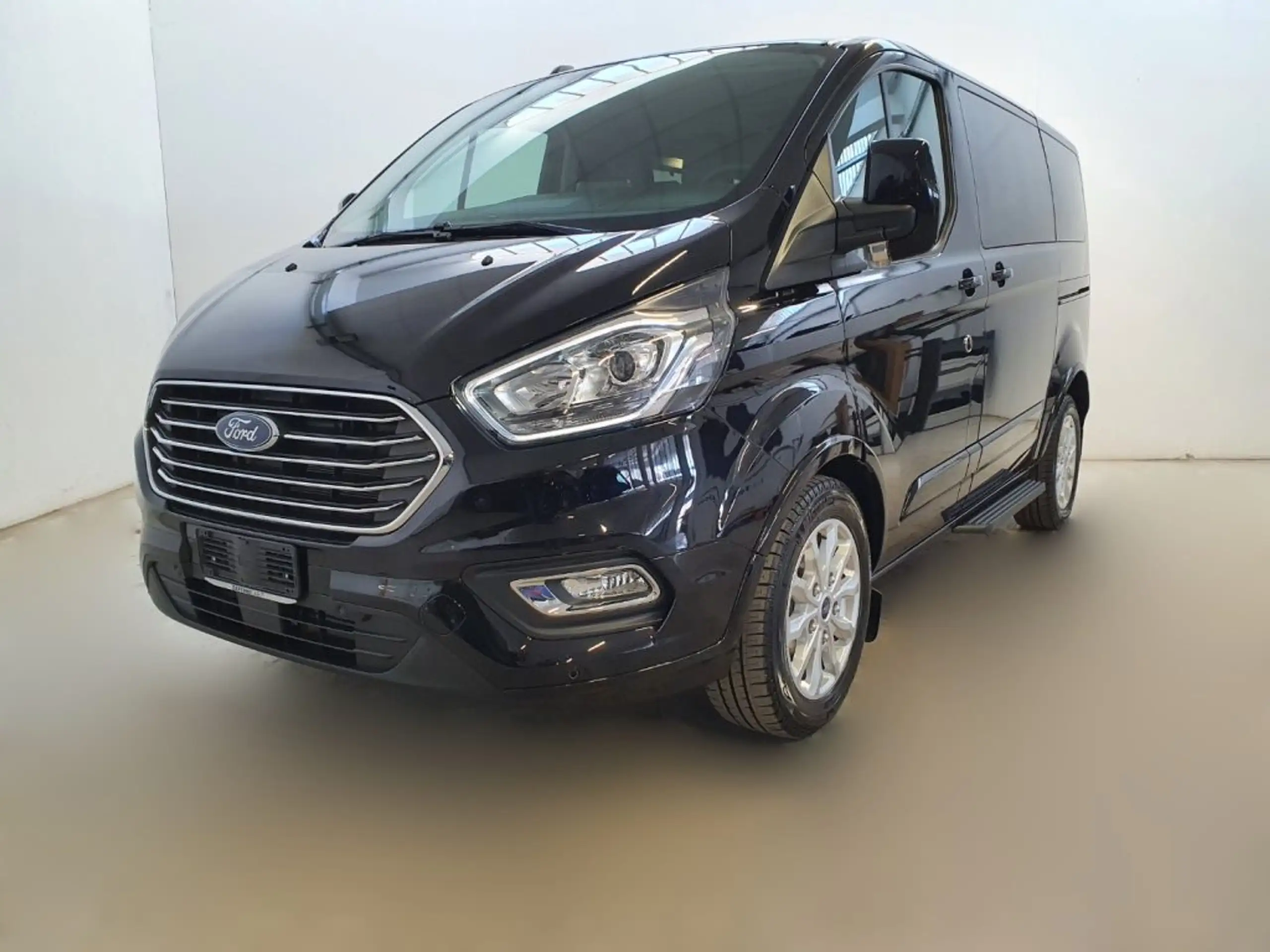 Ford - Tourneo Custom