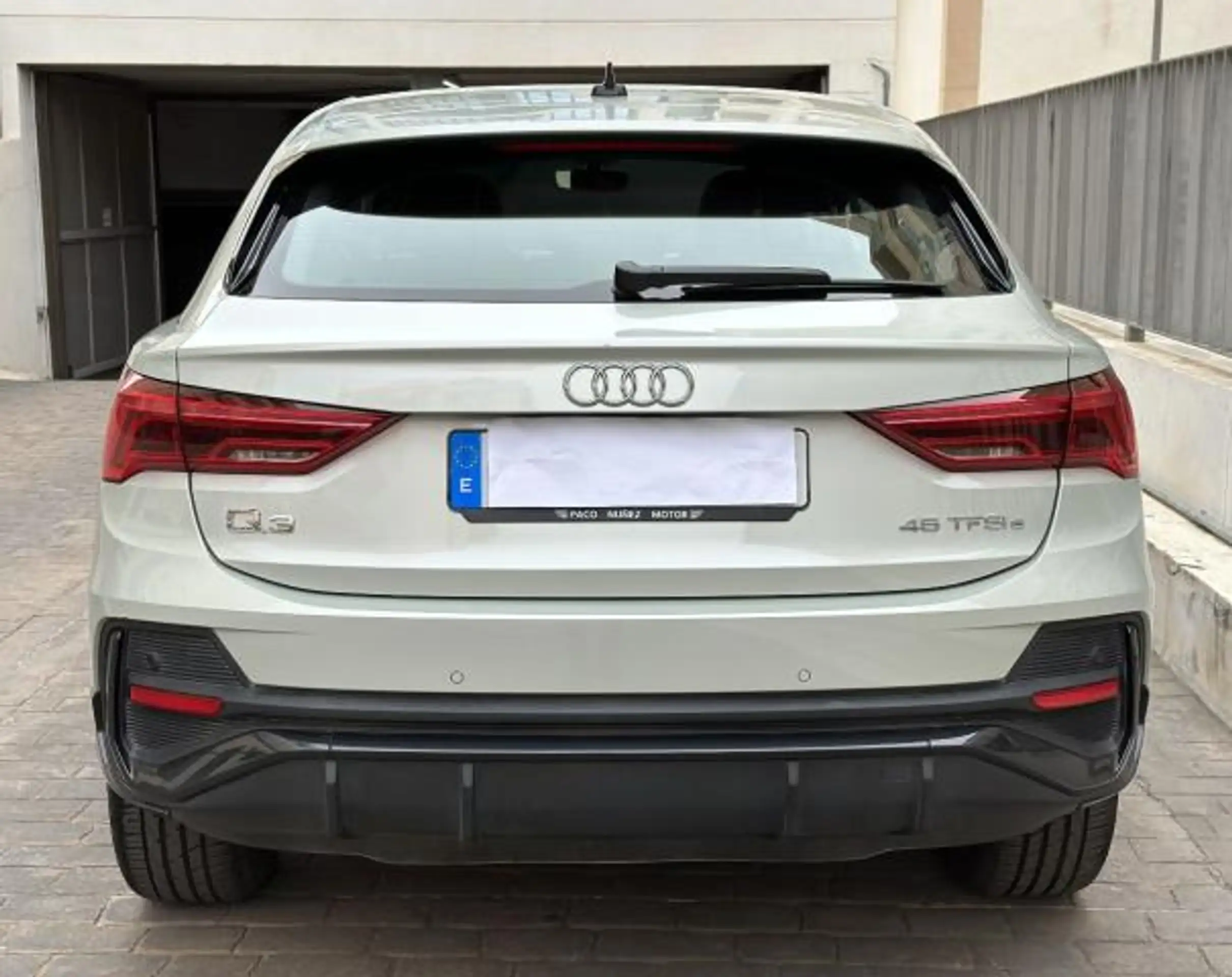 Audi - Q3