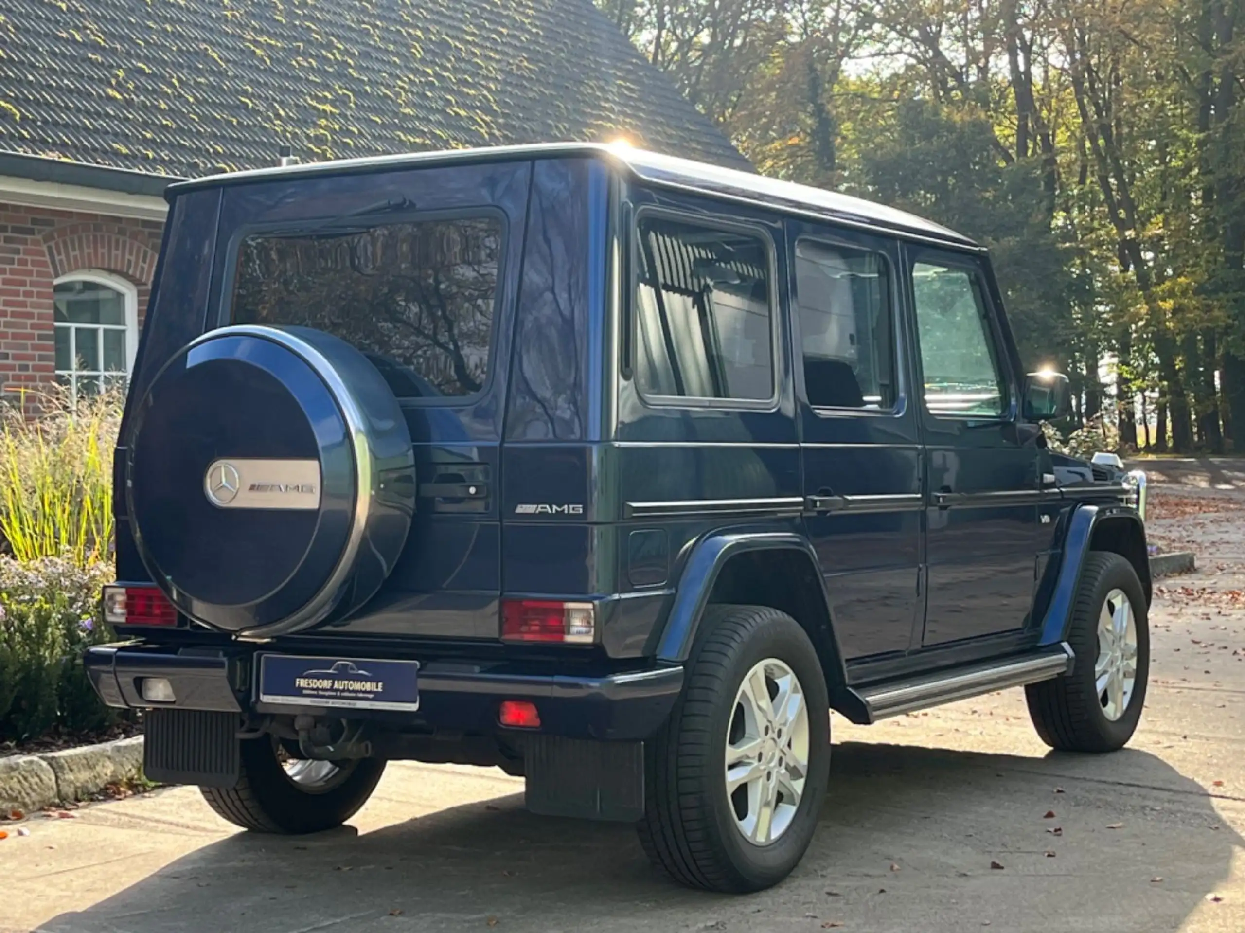 Mercedes-Benz - G 500