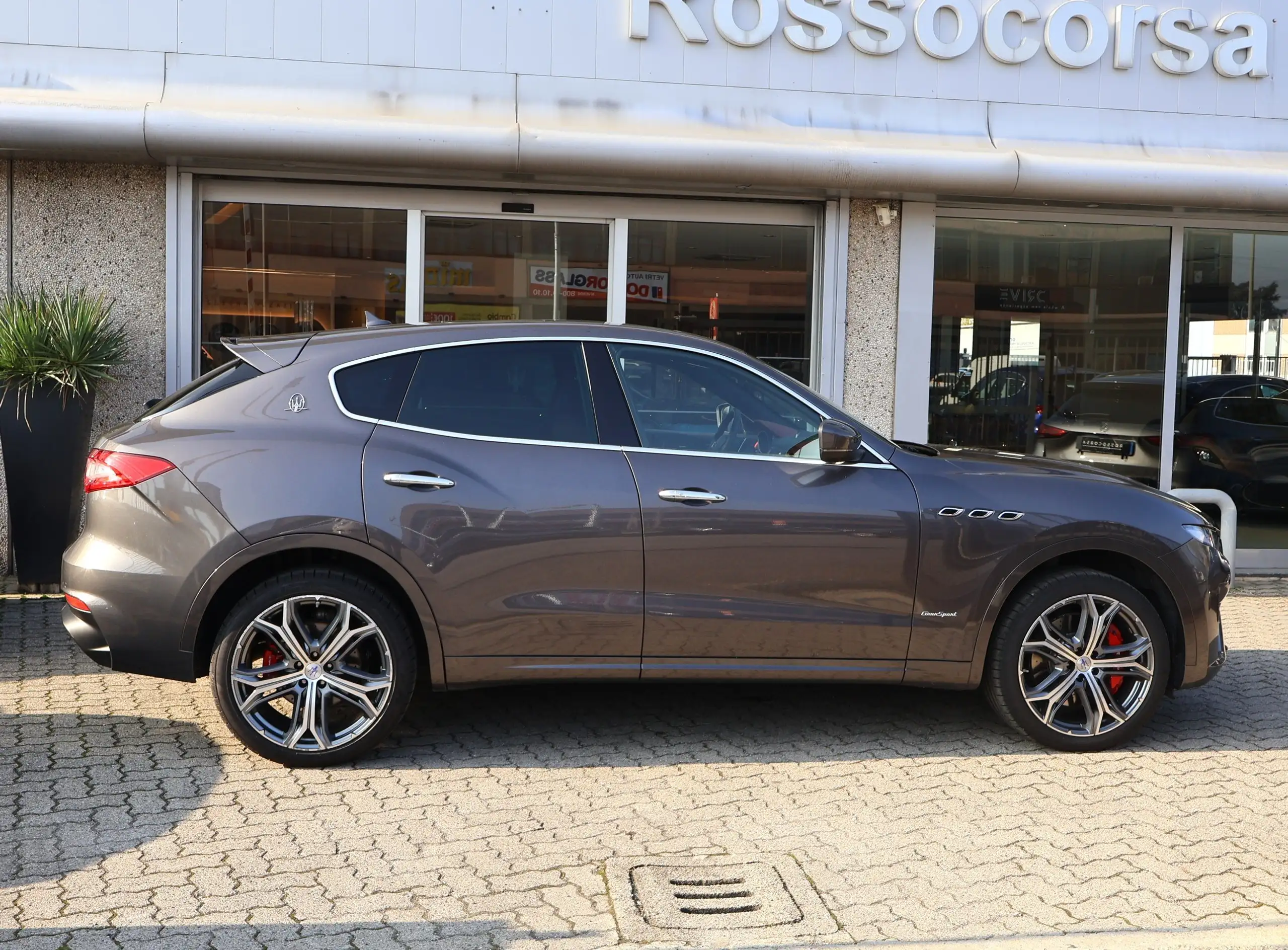 Maserati - Levante