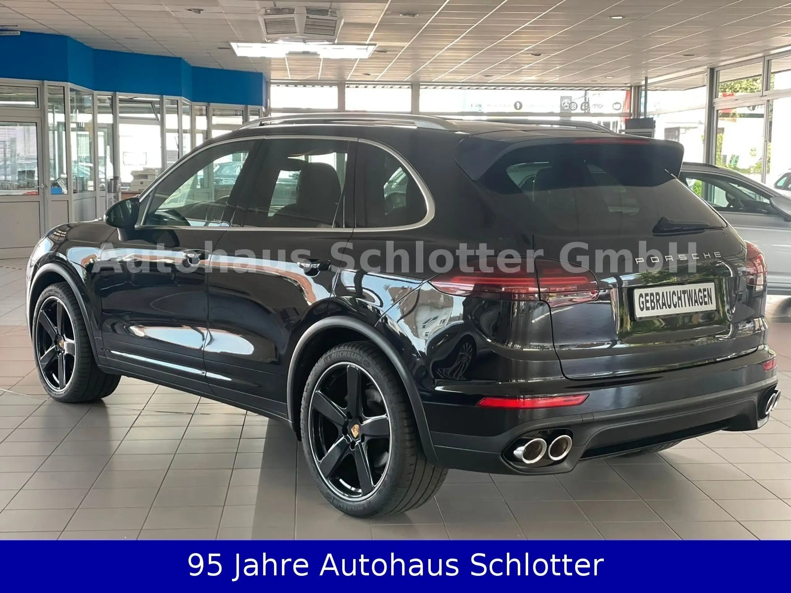 Porsche - Cayenne