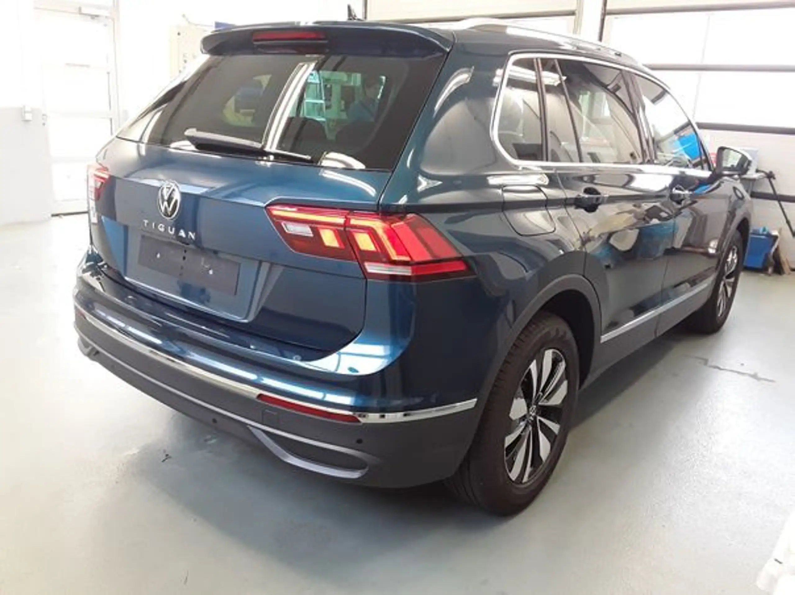 Volkswagen - Tiguan