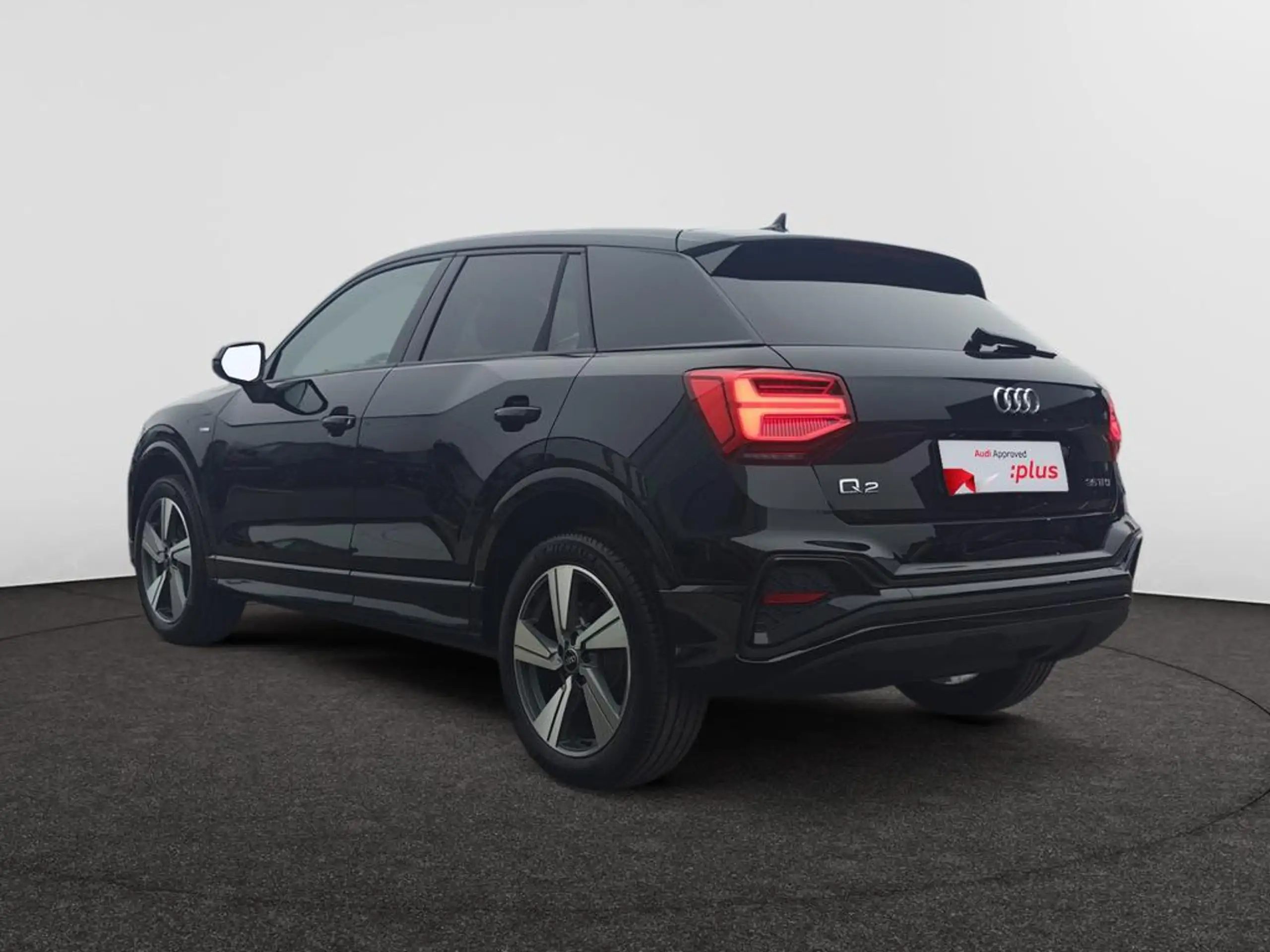 Audi - Q2