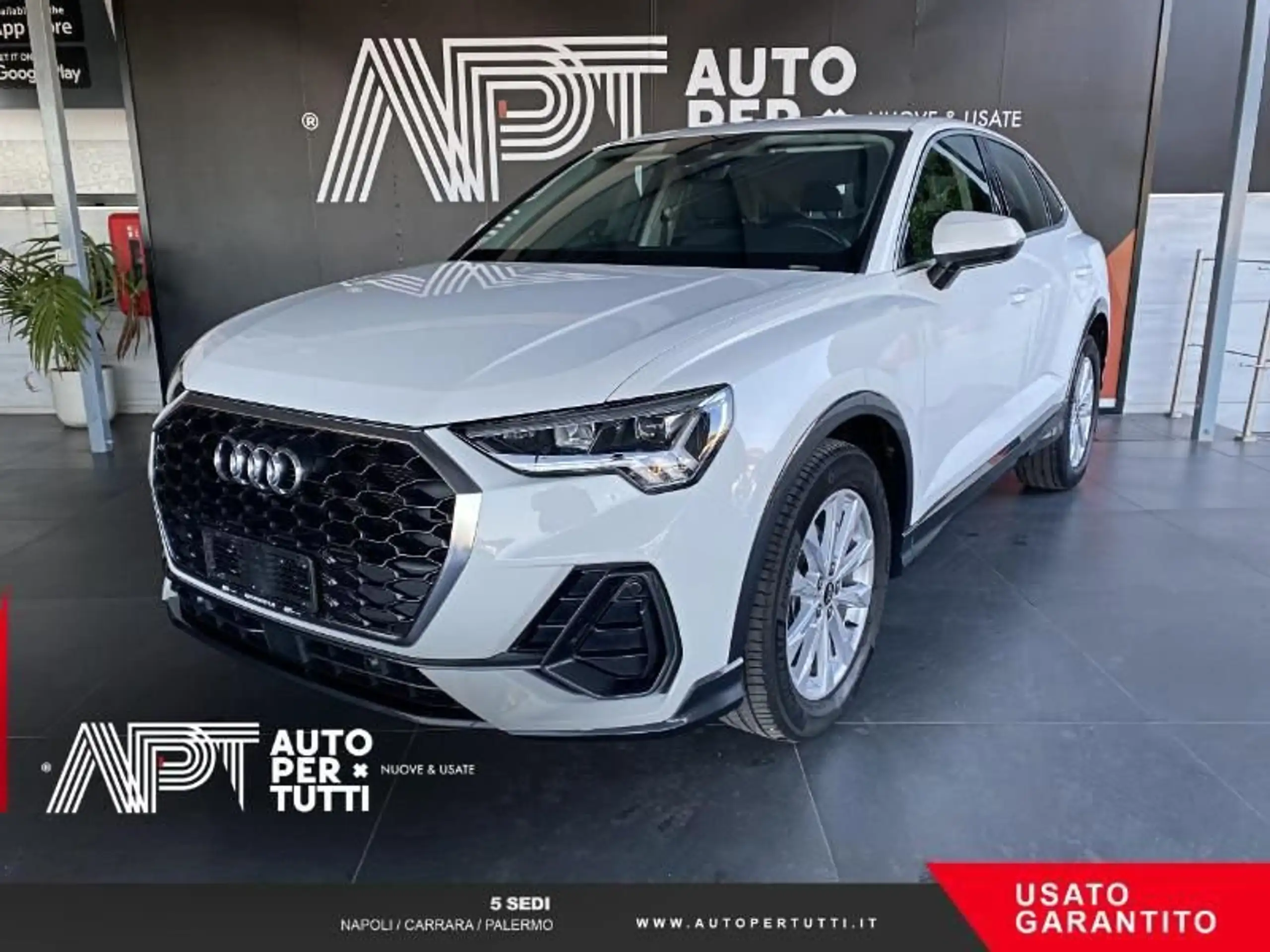 Audi - Q3