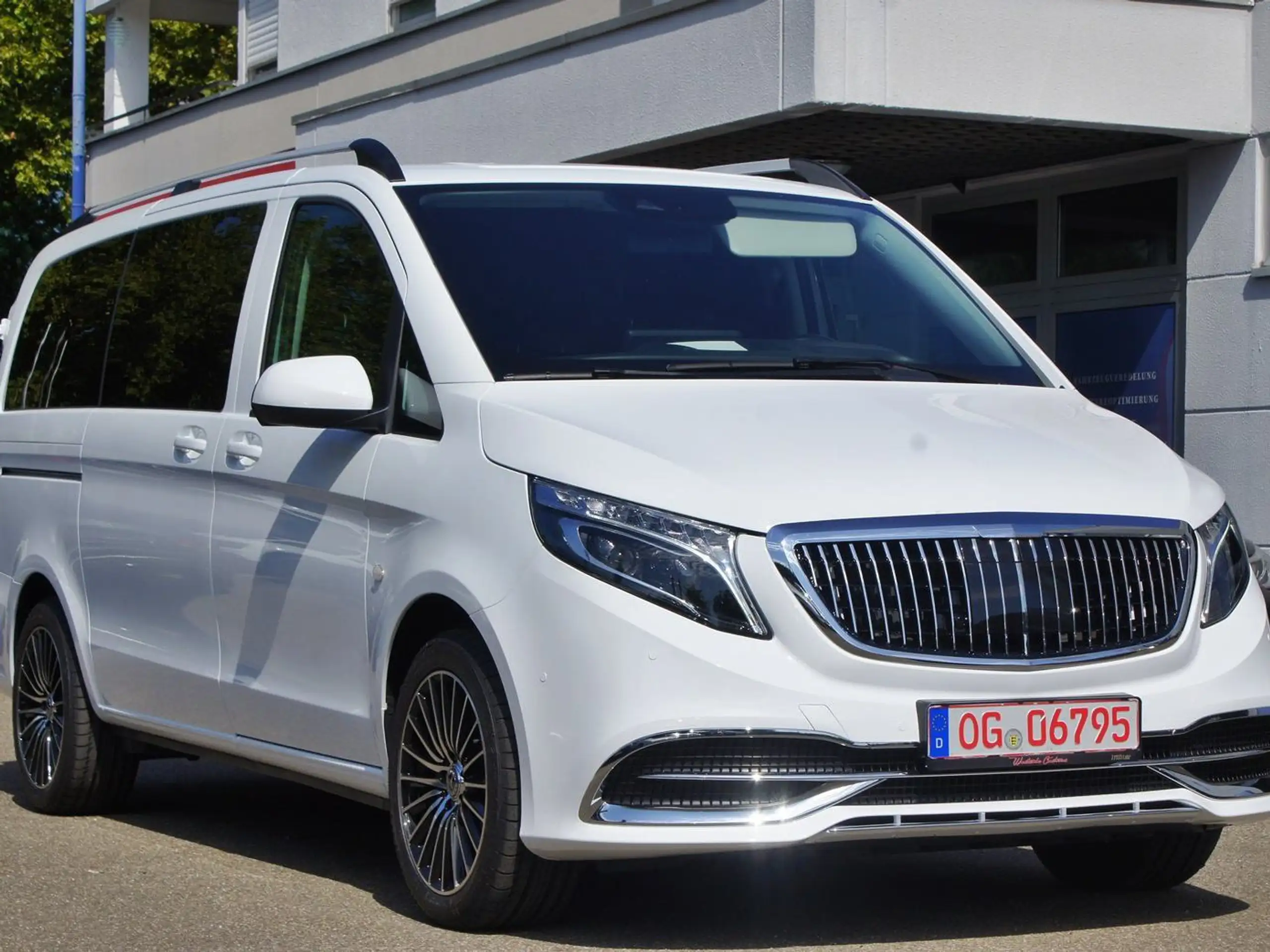 Mercedes-Benz - Vito