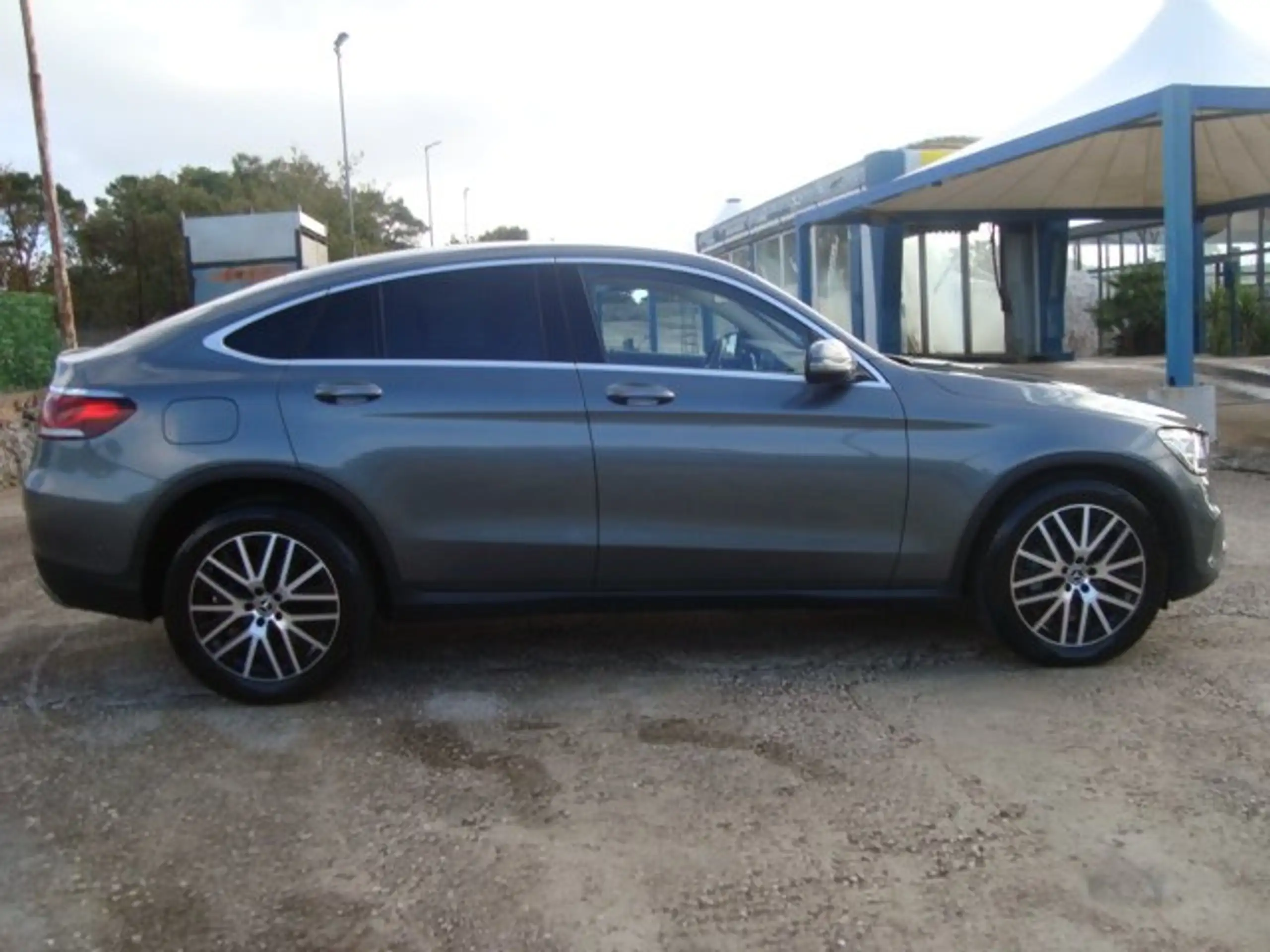 Mercedes-Benz - GLC 300