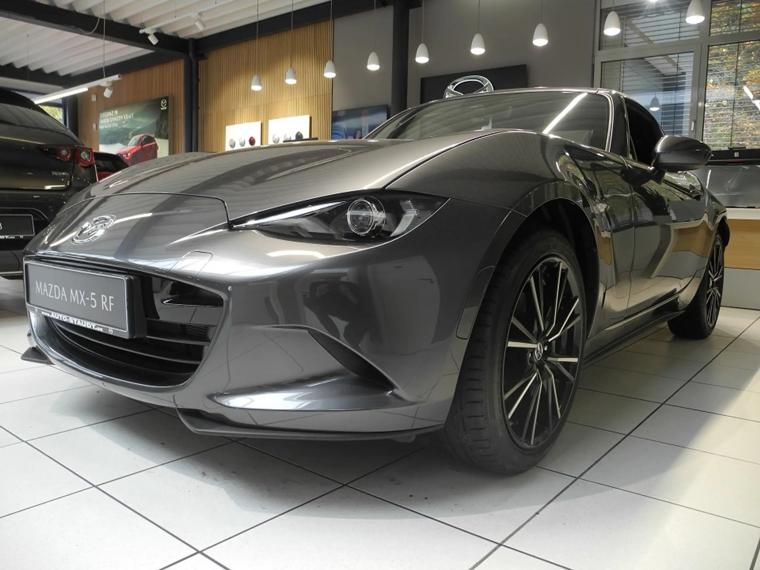 Mazda - MX-5