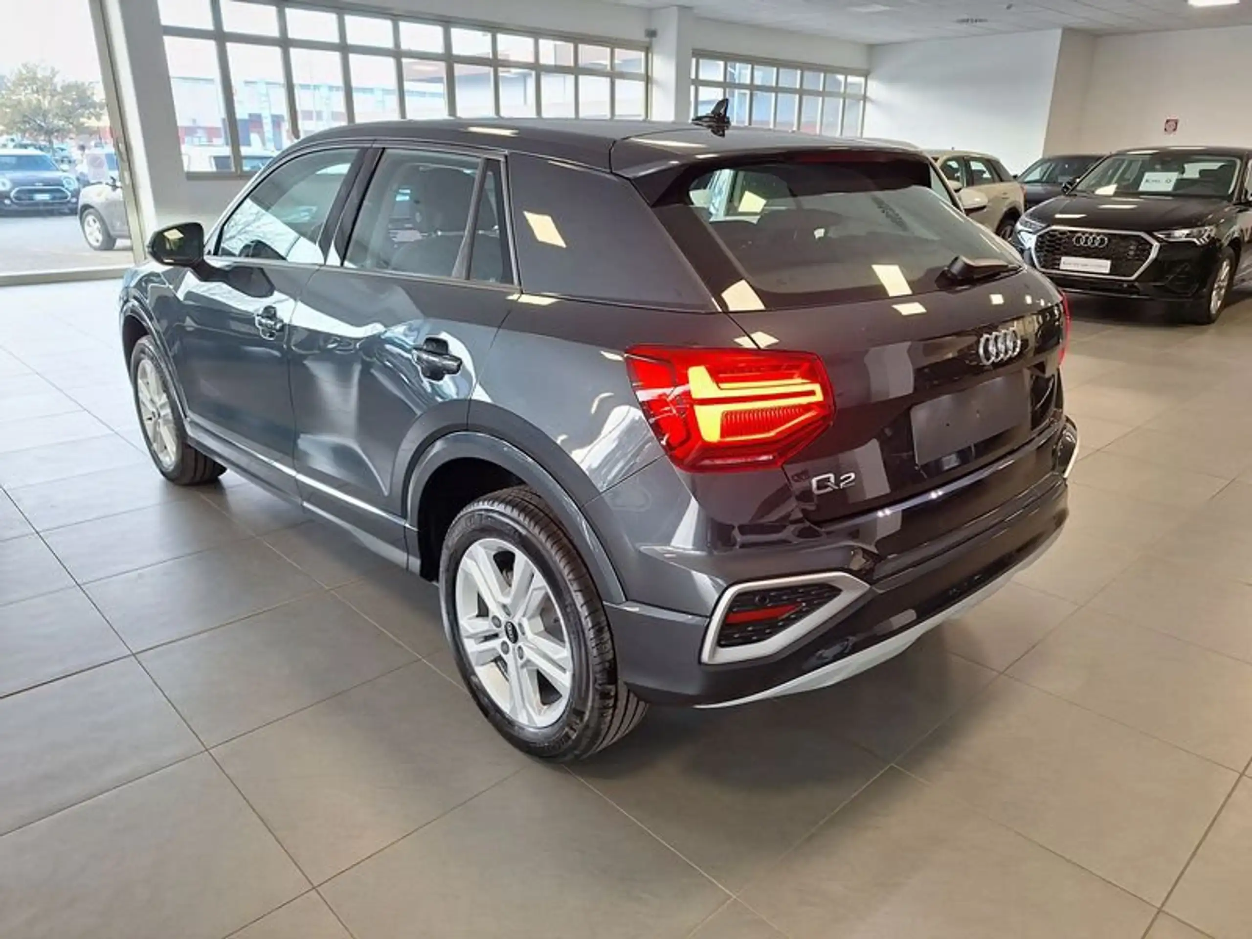 Audi - Q2