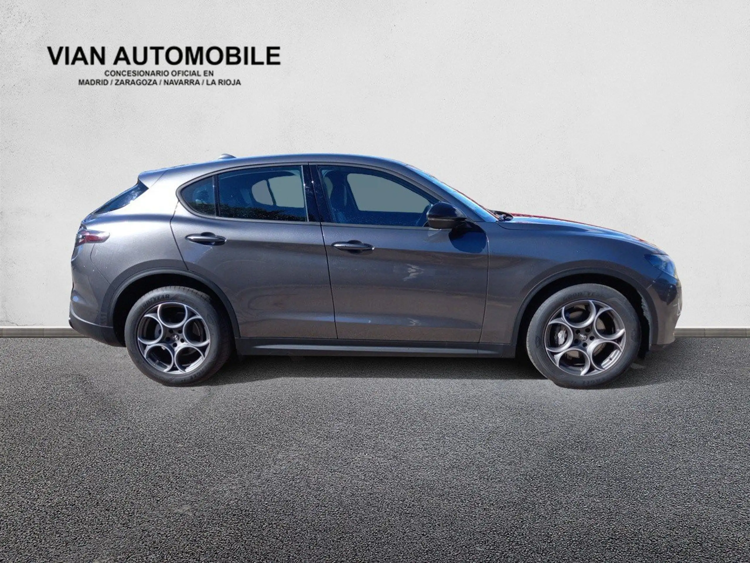 Alfa Romeo - Stelvio