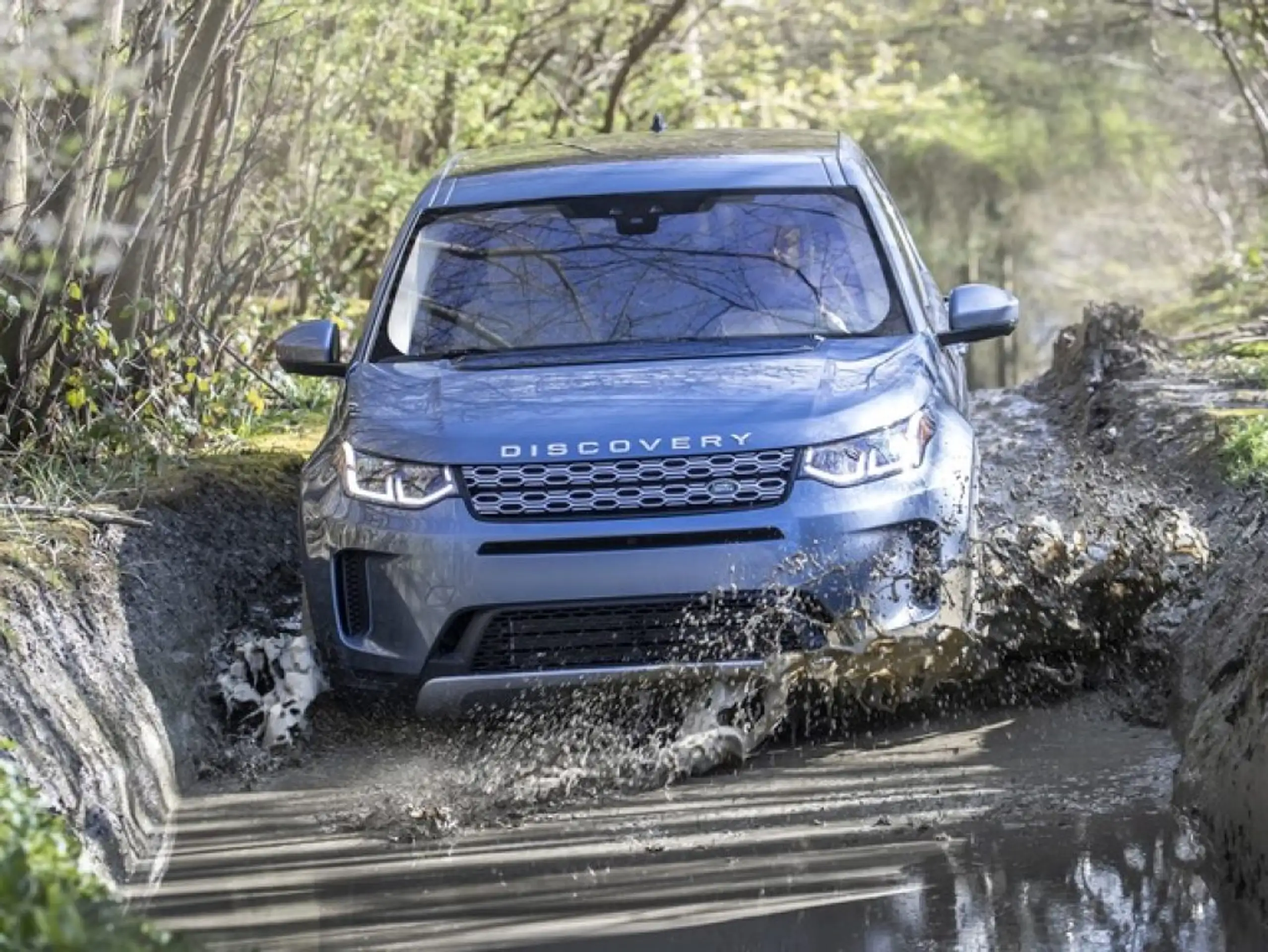 Land Rover Discovery Sport 2021