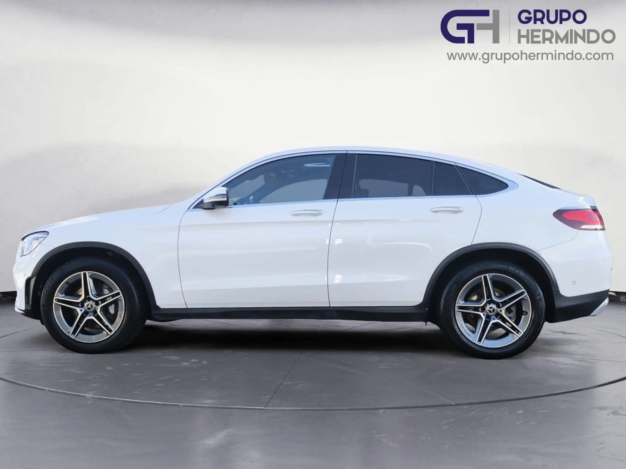 Mercedes-Benz - GLC 300