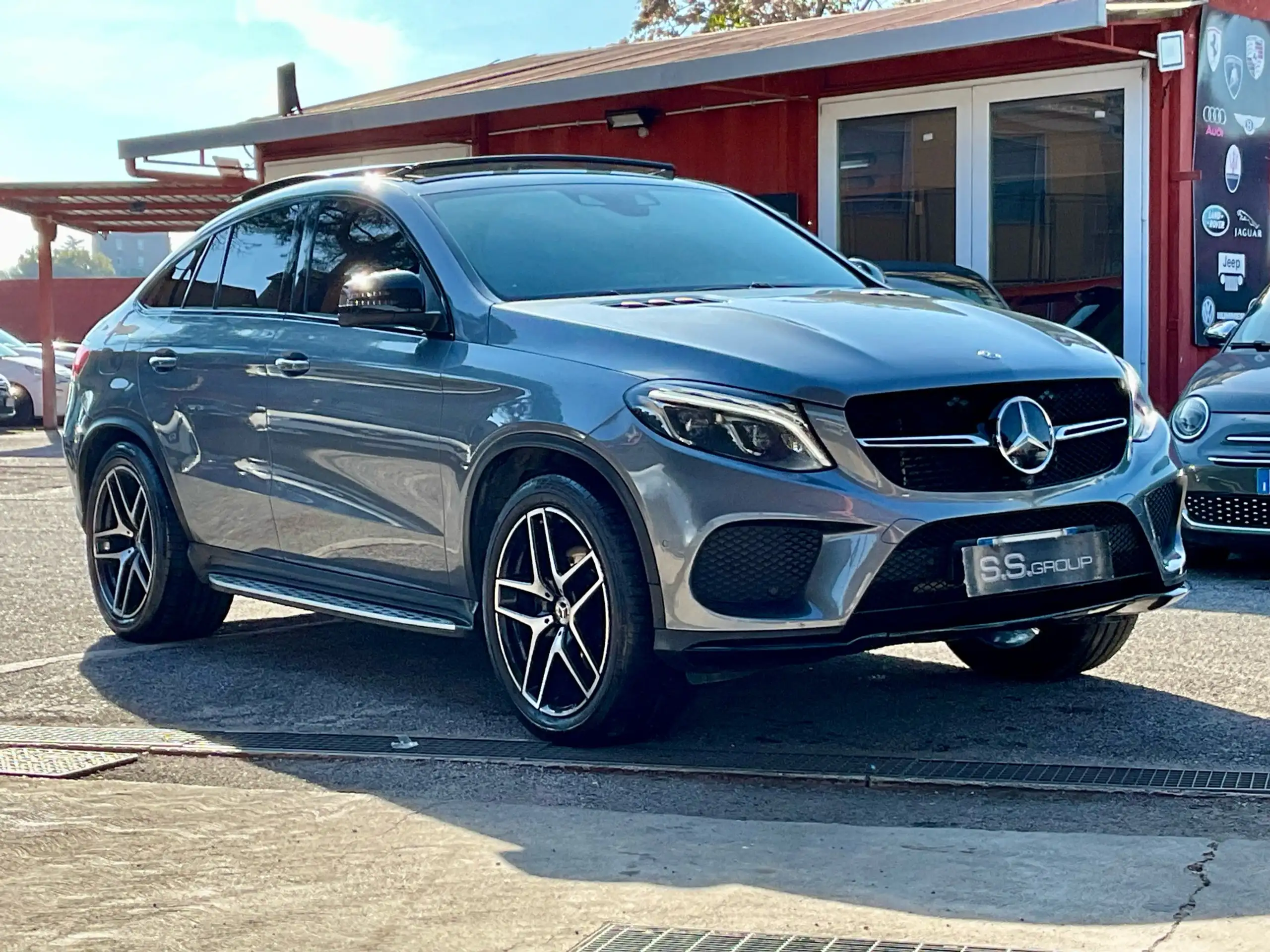 Mercedes-Benz - GLE 350