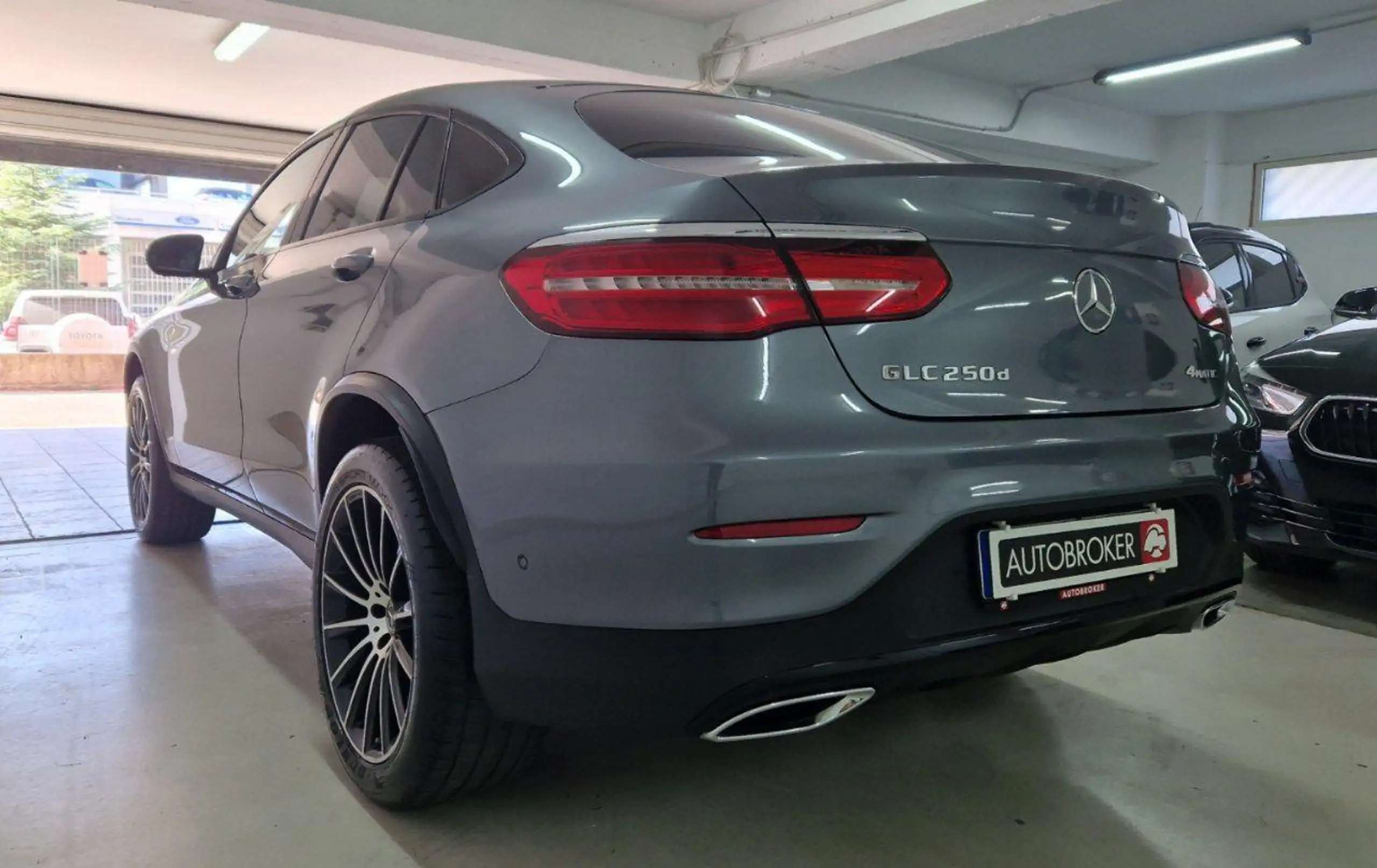 Mercedes-Benz - GLC 250