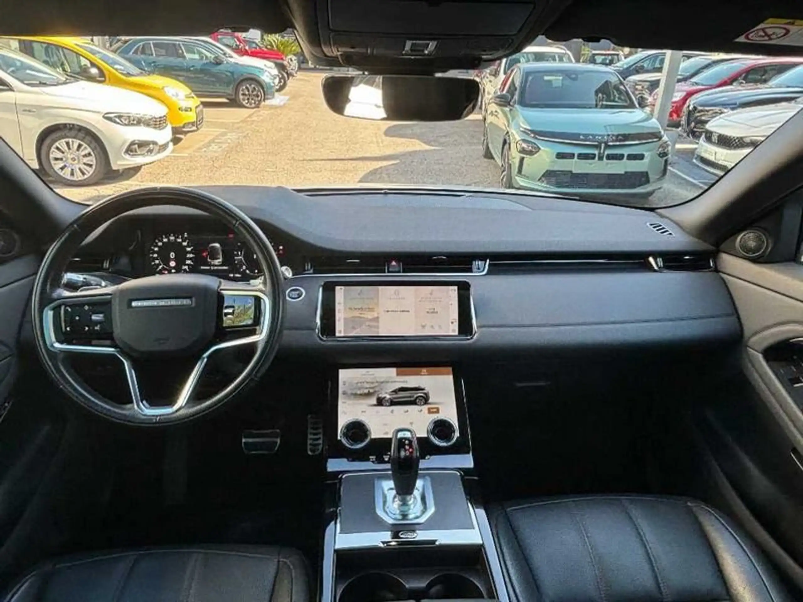 Land Rover - Range Rover Evoque