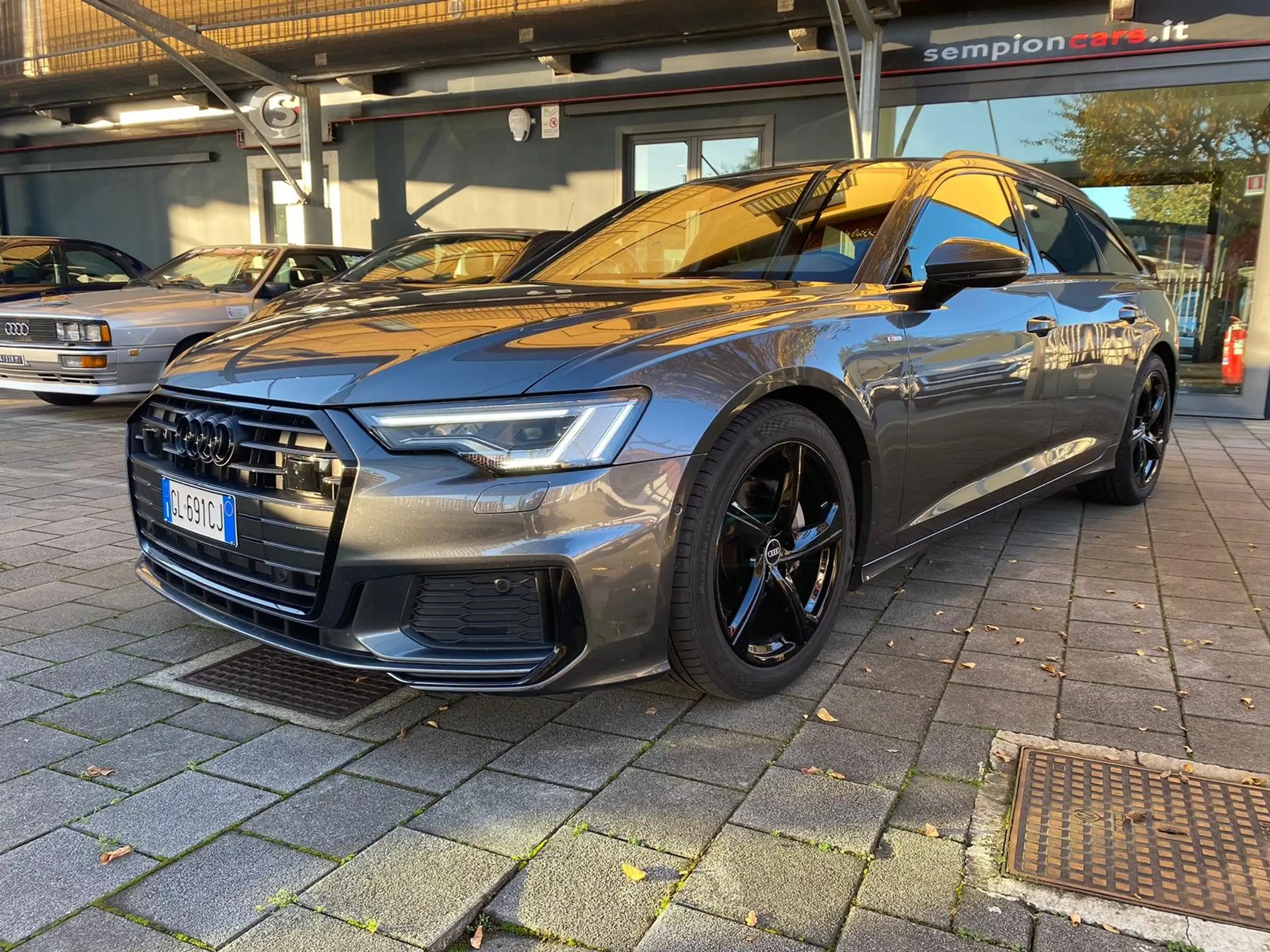 Audi - A6